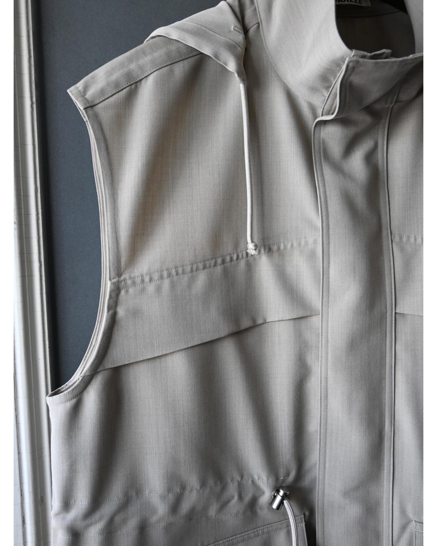 WOOL MAX CANVAS OVER VEST