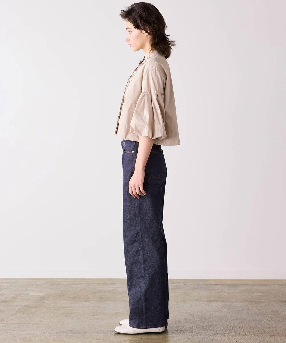 diamond tuck embroidery blouse