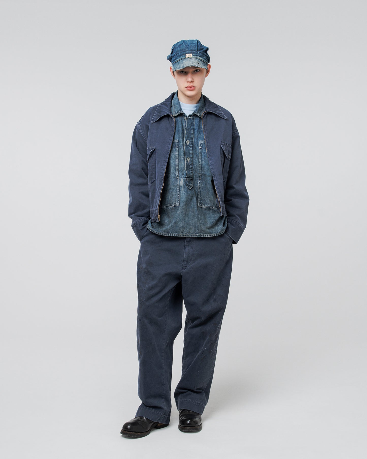 ESSENTIAL CHINO PANTS AGED