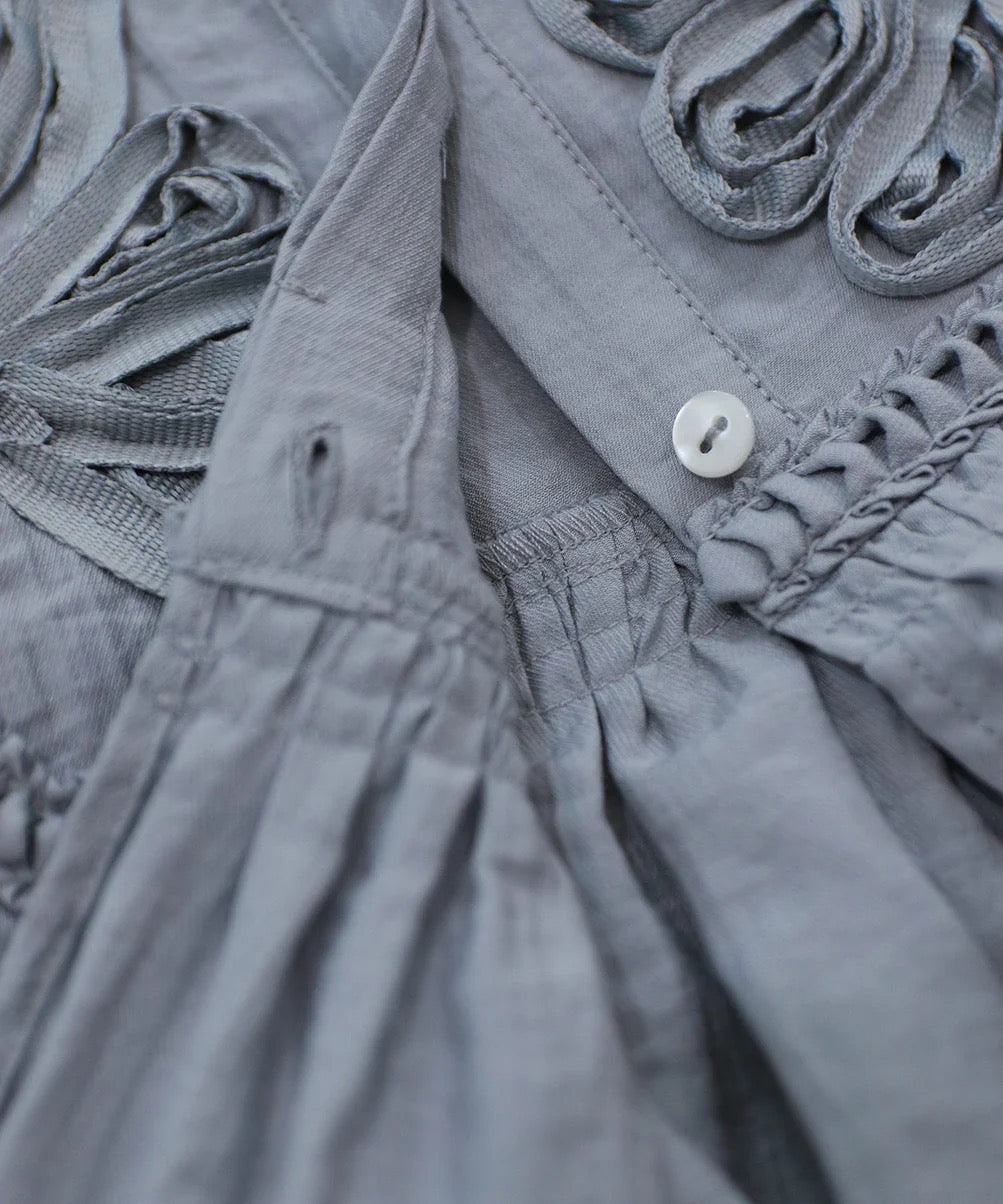 code embroidery diamond tuck blouse