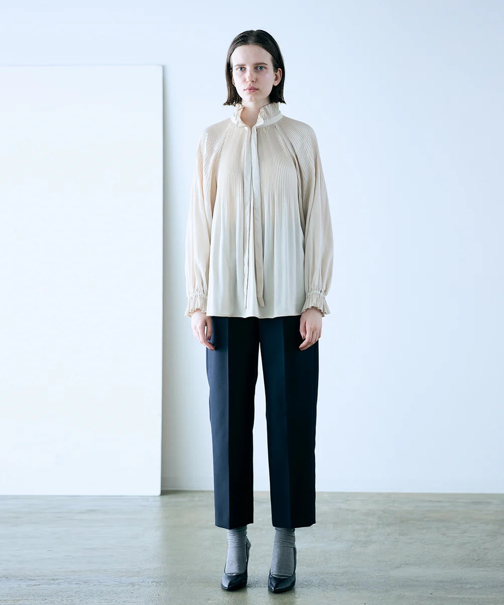 accordion pleats blouse