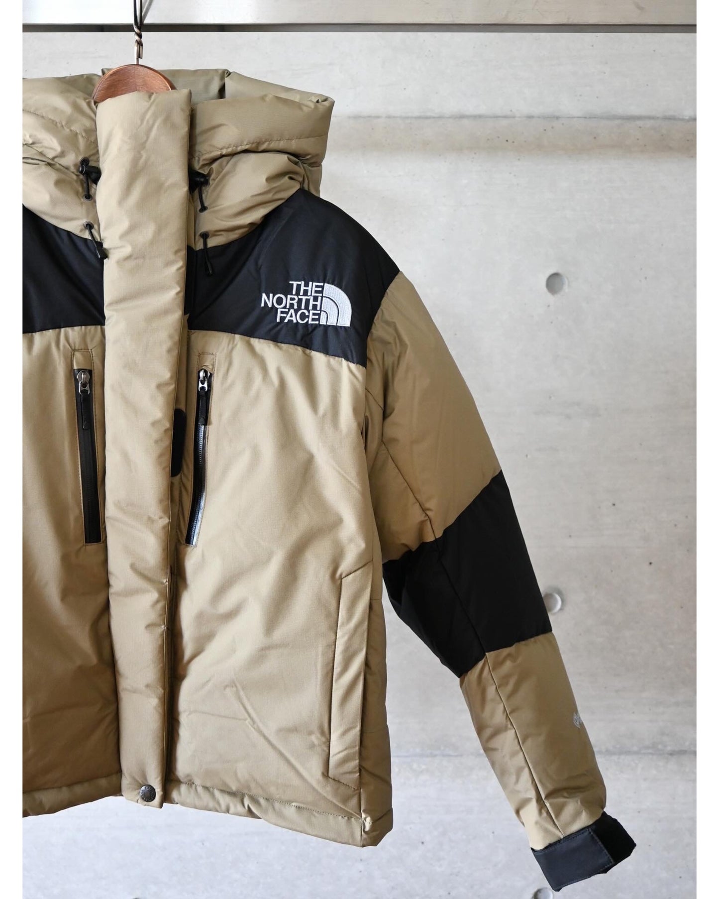 Short Baltoro Light Jacket