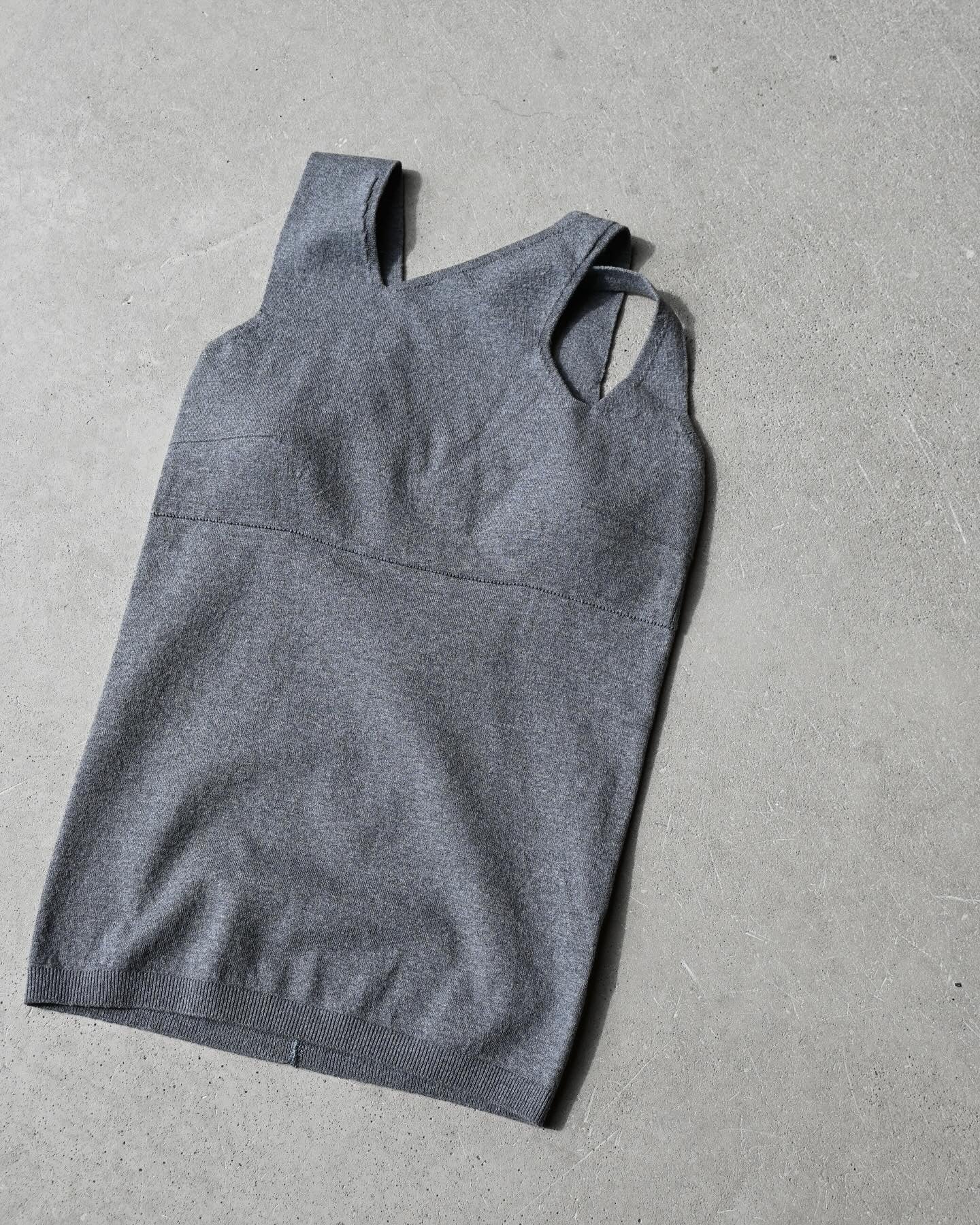 stretch organic cotton sleeveless top