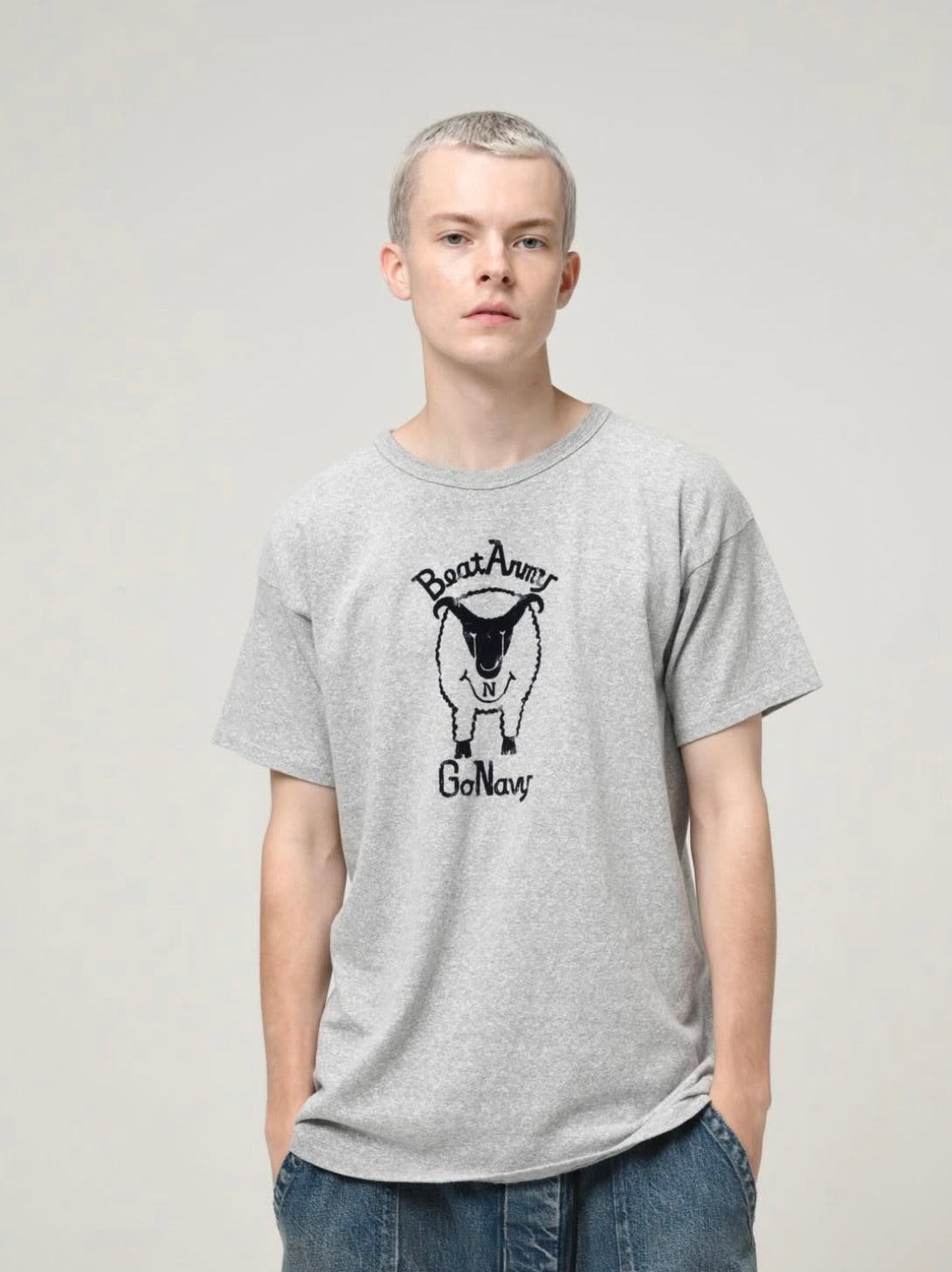 BEAT ARMY TEE