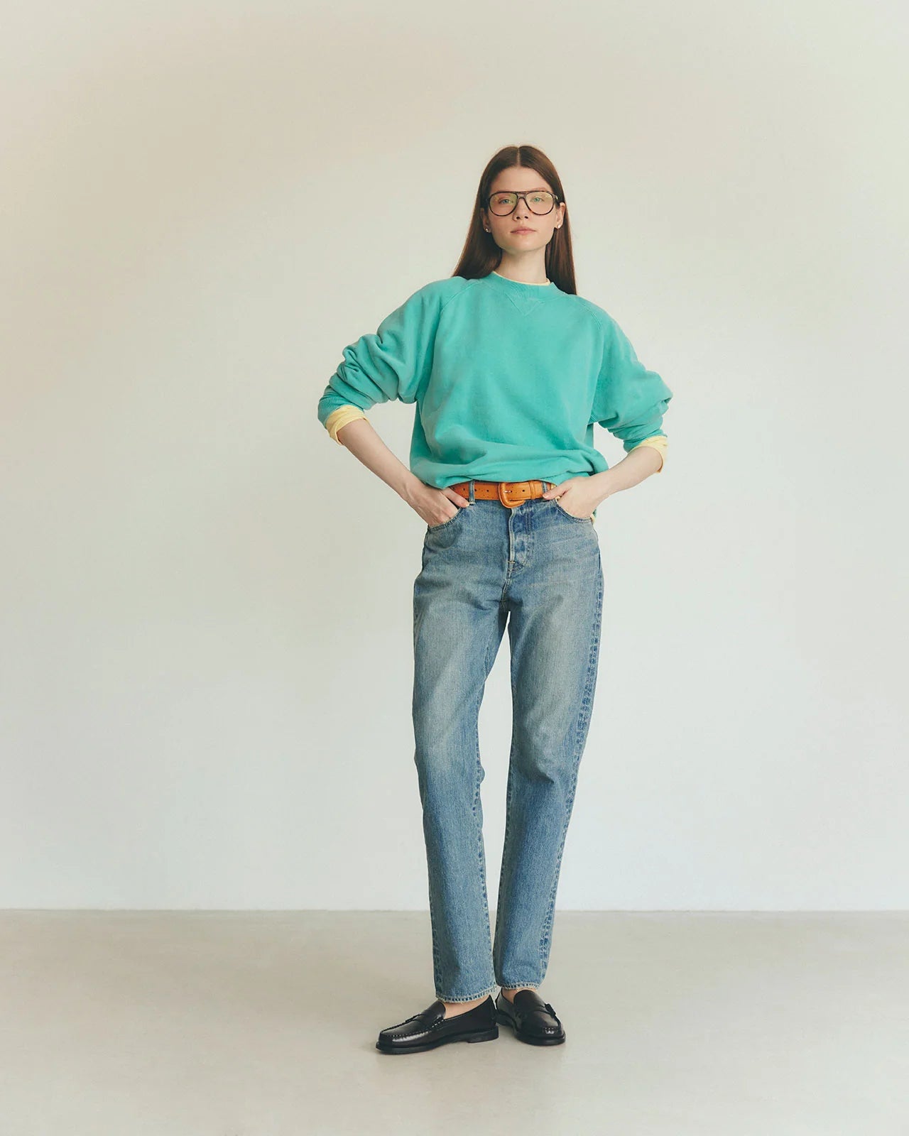 GARMENT DYED SWEATSHIRT
