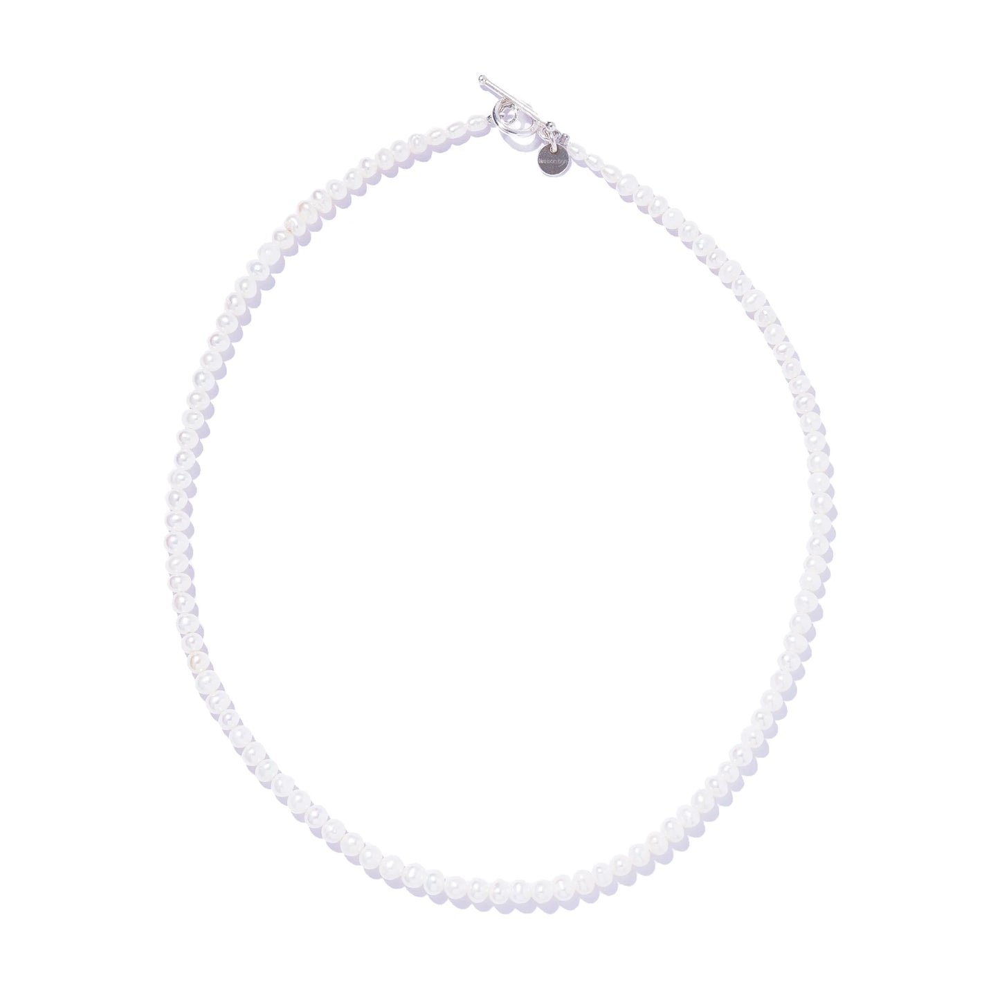 steady pearl necklace