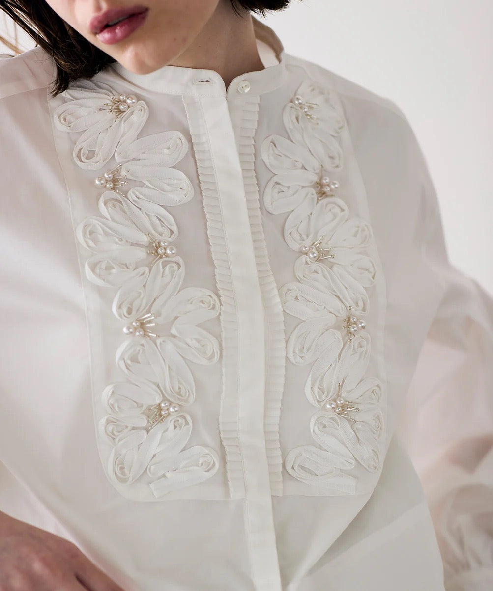 code embroidery pearl blouse