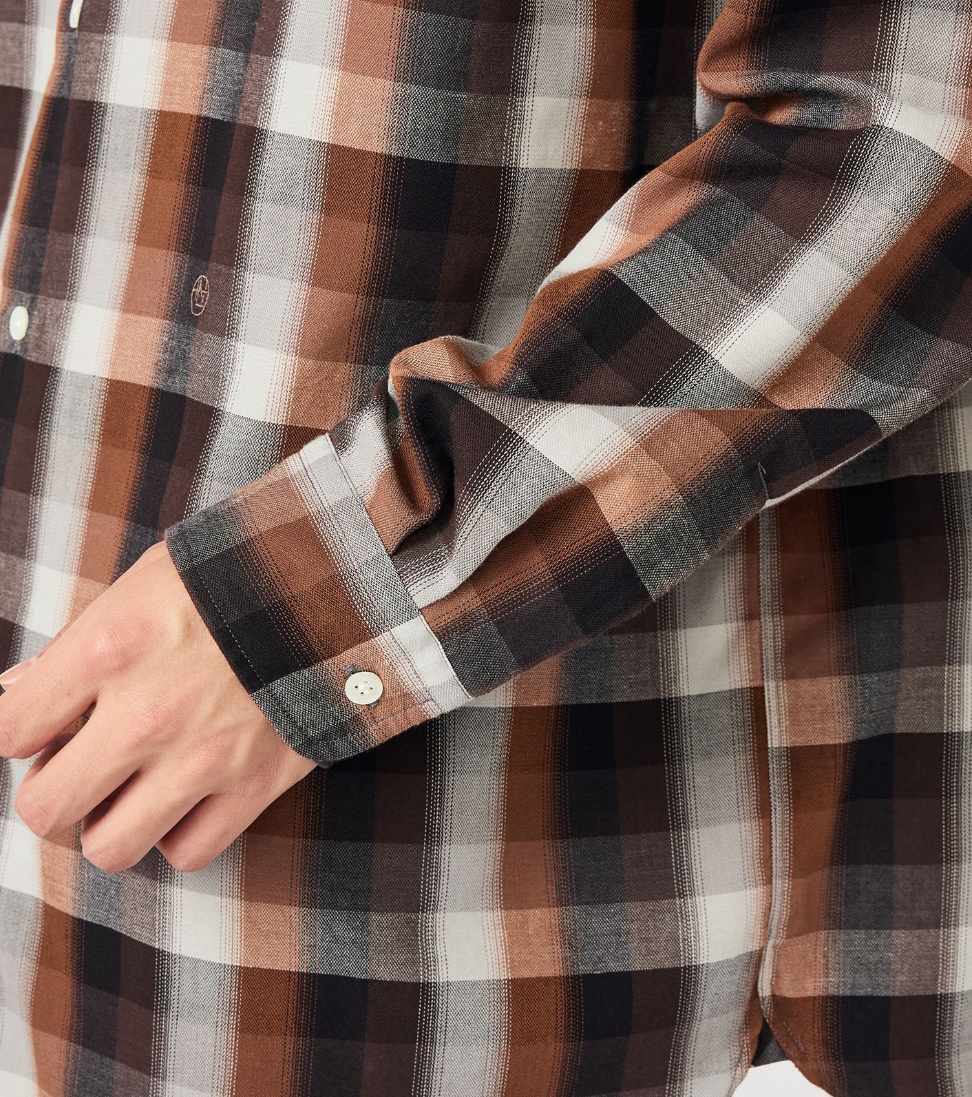 Regular Collar Wind Shirt