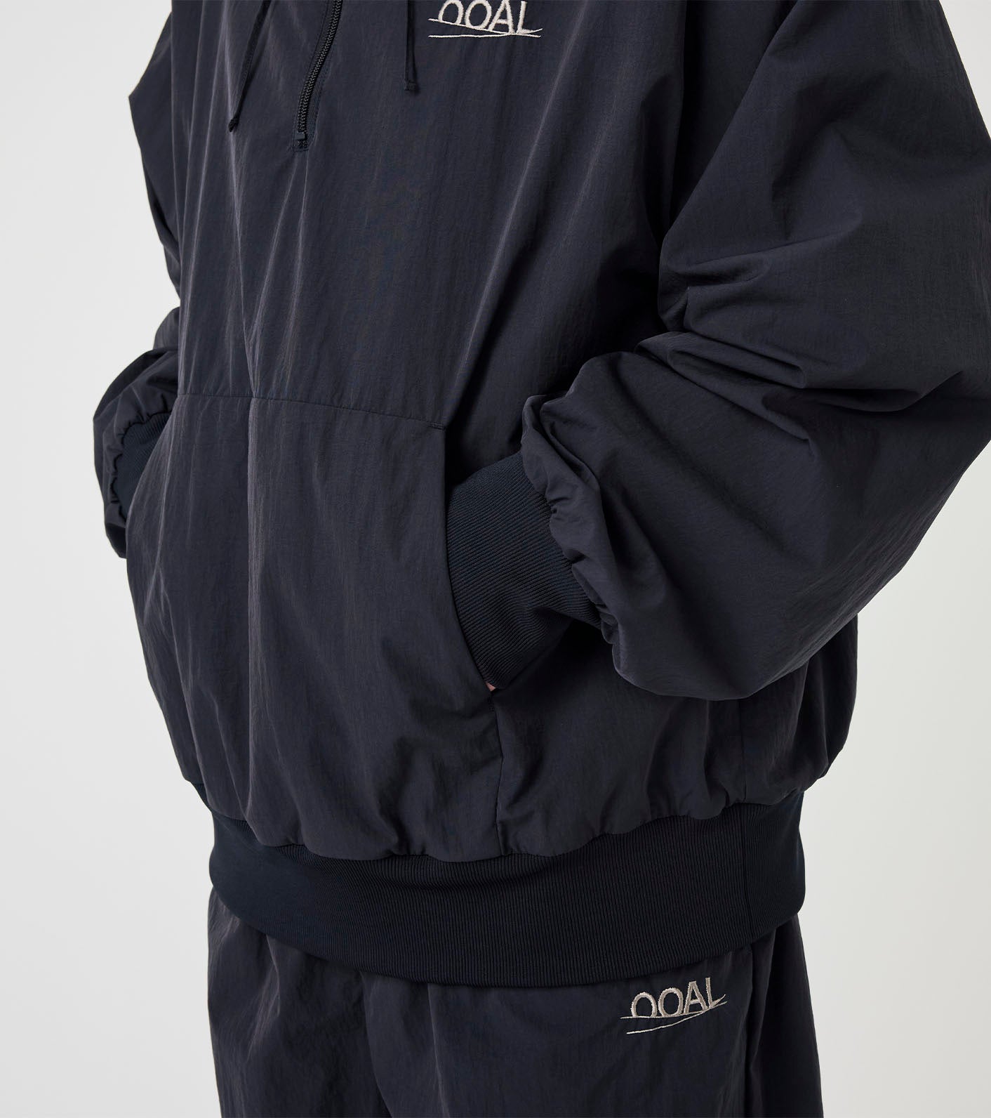 OOAL Wind Hooded Jacket
