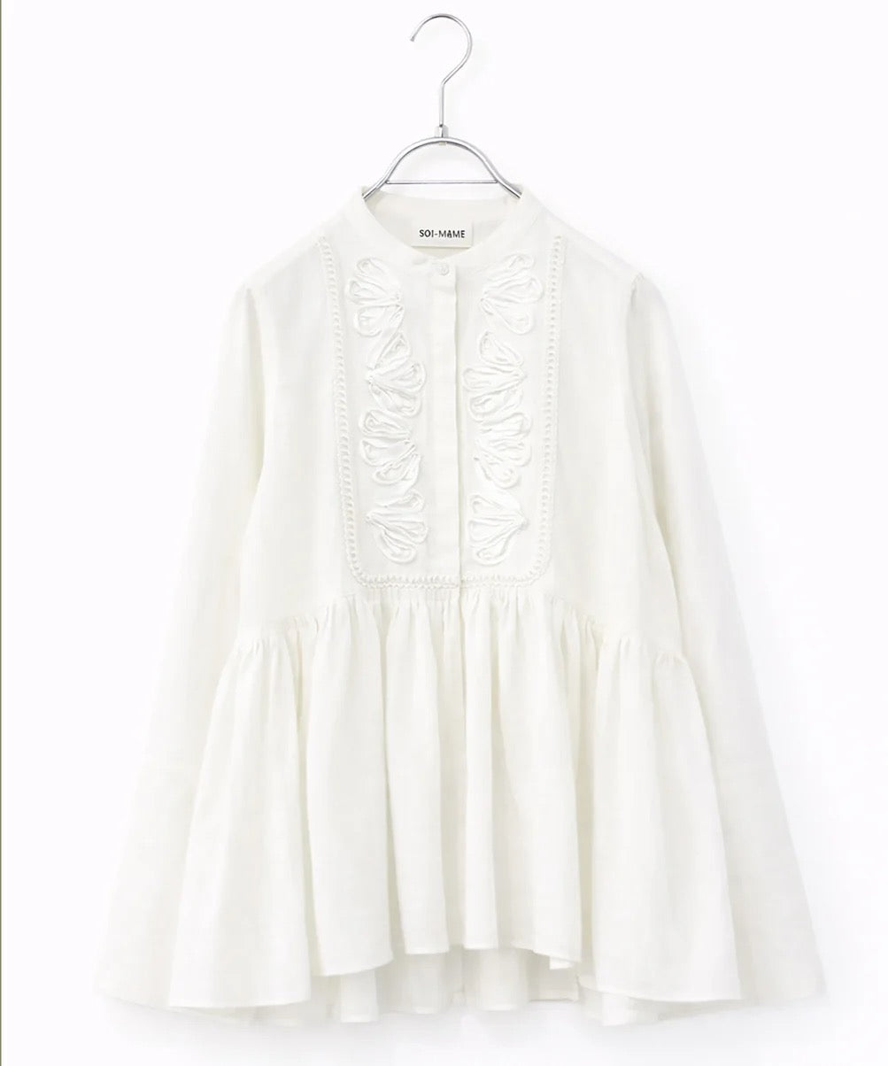 code embroidery diamond tuck blouse