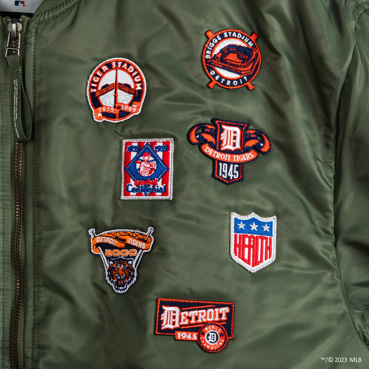"Detroit Tigers" MA-1 Jacket