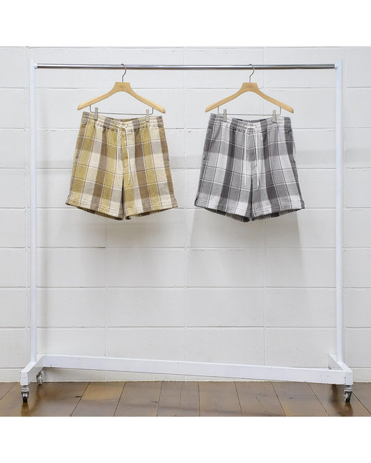 UW1114 Check shorts