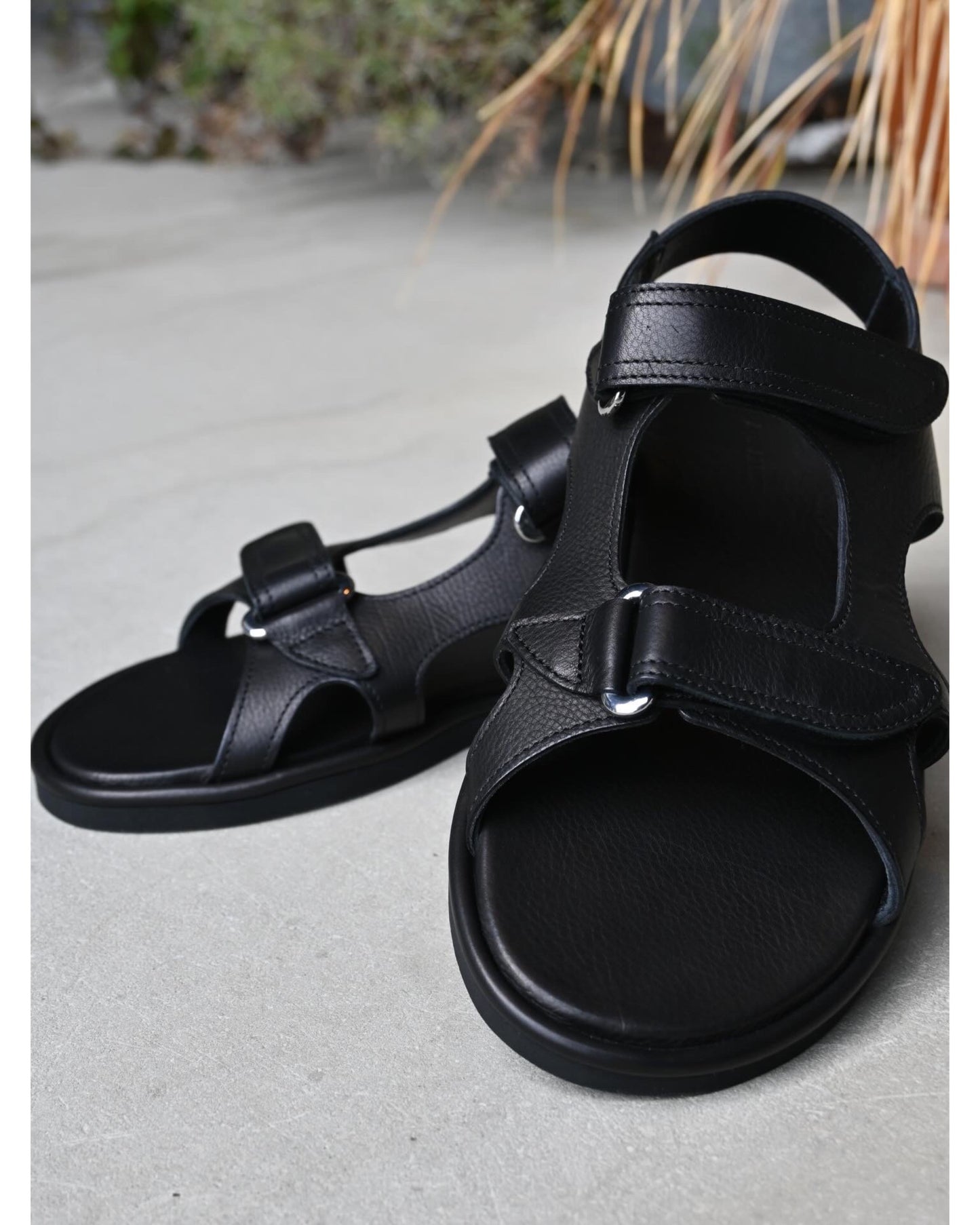 SOFT LEATHER DOUBLE STRAP SANDALS