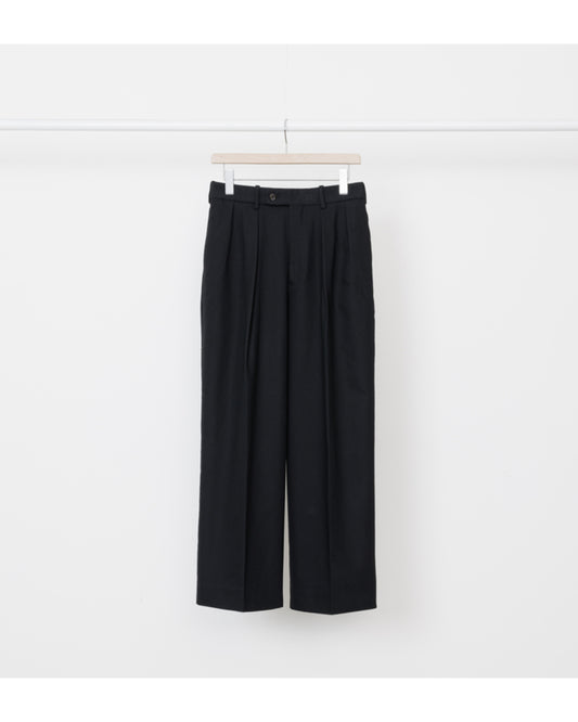 DOUBLE PLEATED TROUSERS BLACK