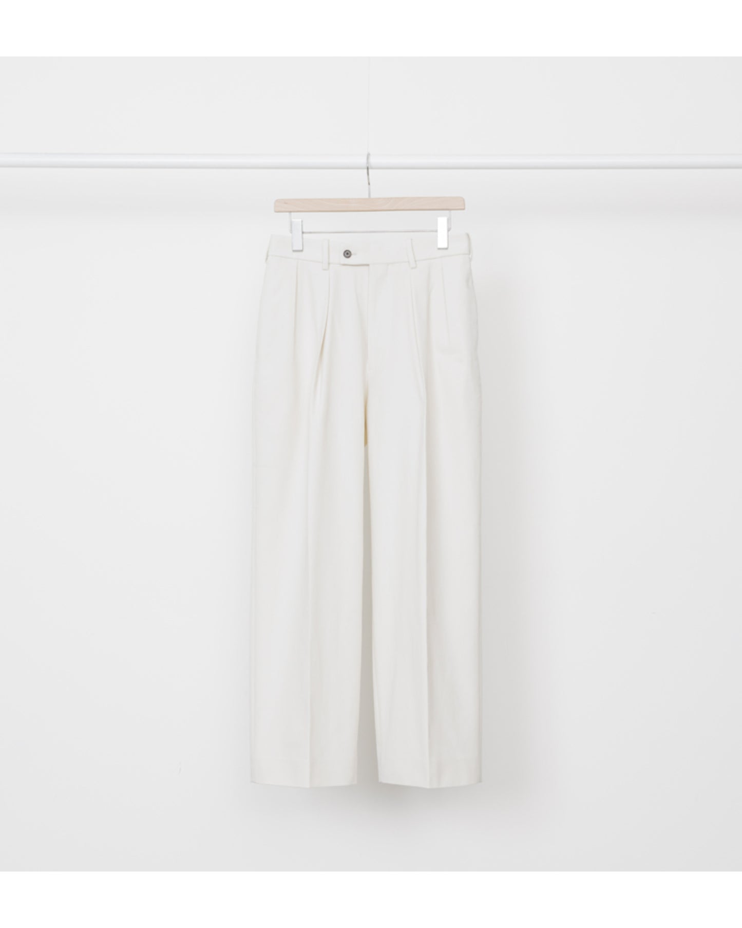 DOUBLE PLEATED TROUSERS OFF