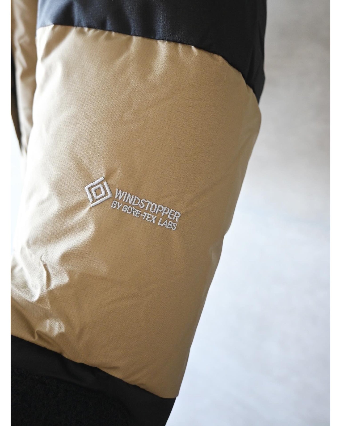 Short Baltoro Light Jacket