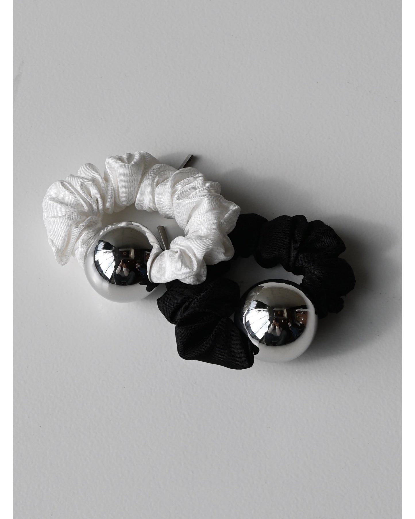 Medium Metal Ball Silk Scrunchie