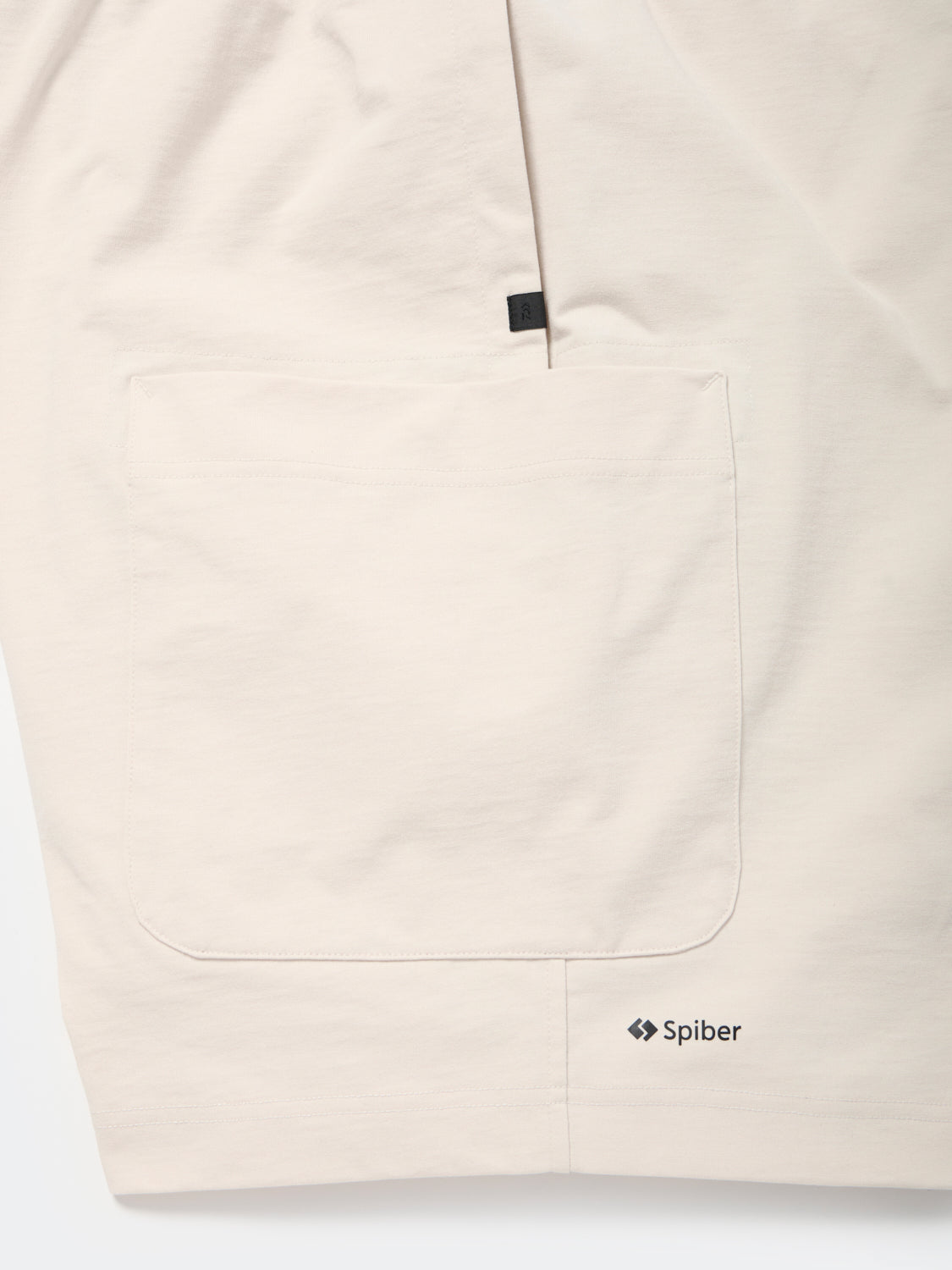 W's TECH SIDE POCKET SHORTS Brewed Protein – TIME AFTER TIME