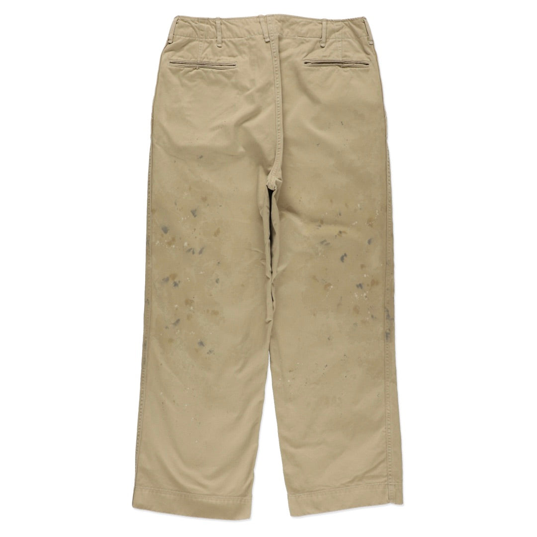 41 KHAKI TROUSERS AGED