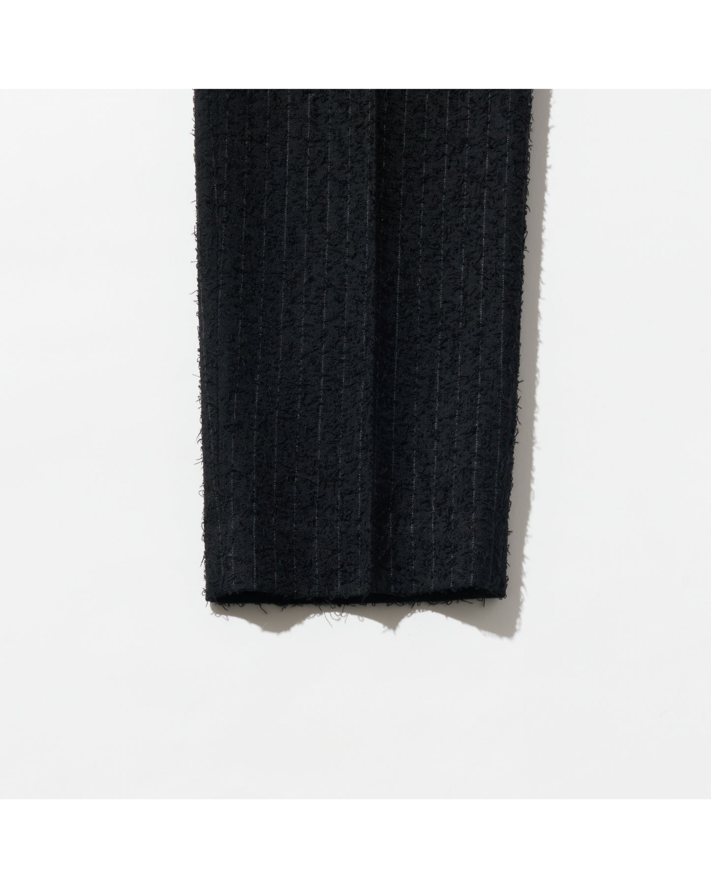 TUCK SUIT PANTS C BLACK STRIPE