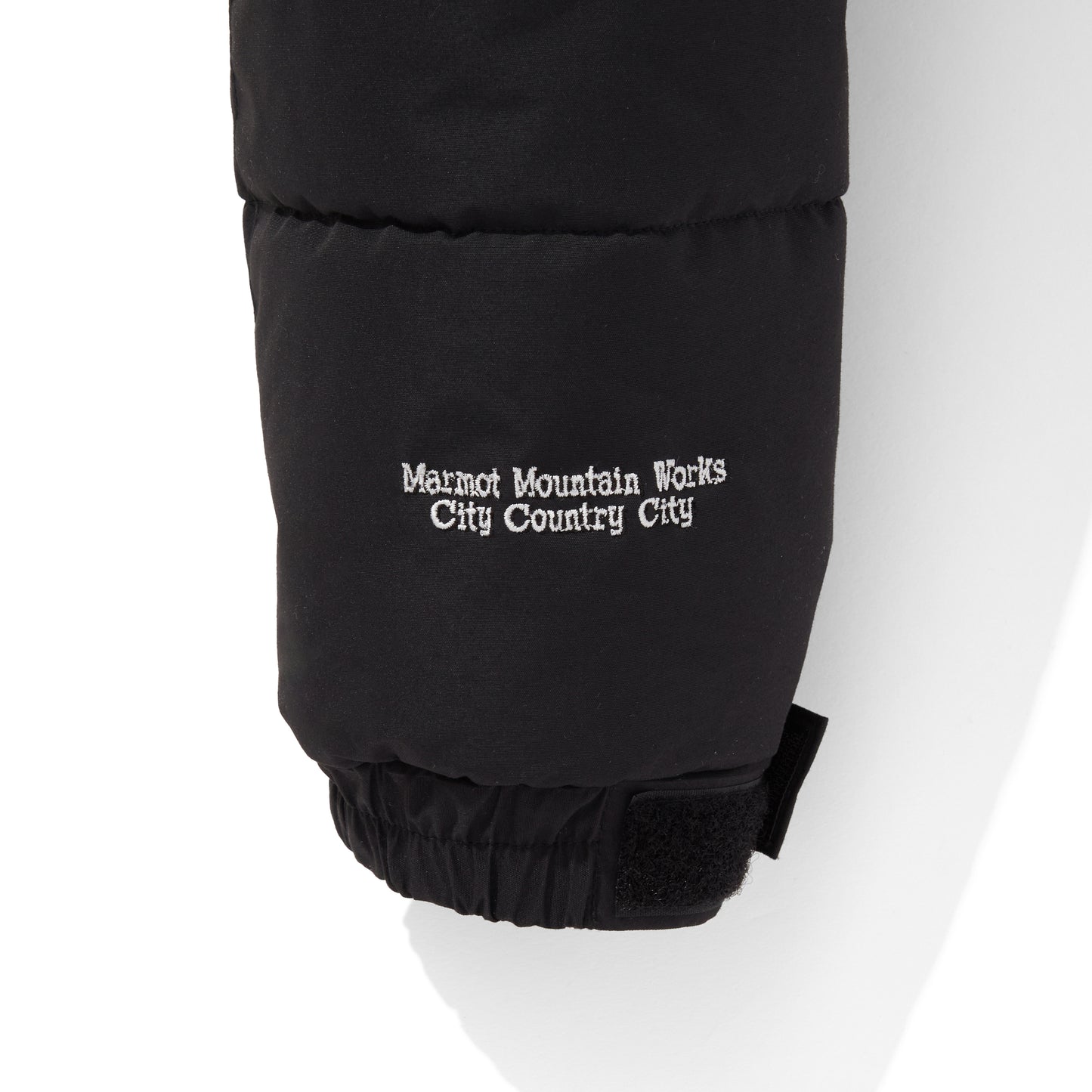 CITY COUNTRY CITY × Marmot_MMWCCC PRIMALOFT DETACHABLE HOOD JACKET WINDSTOPPER