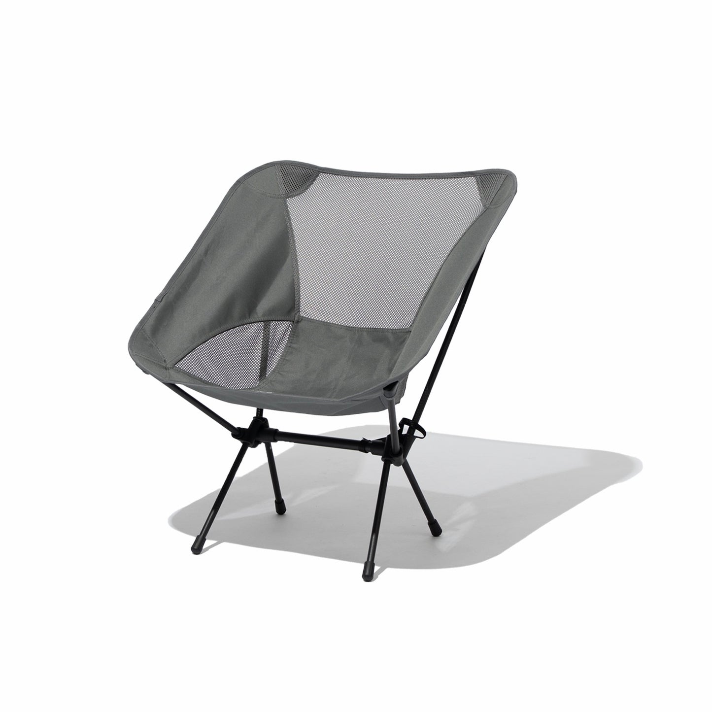 COMPACT FOLDING CHAIR