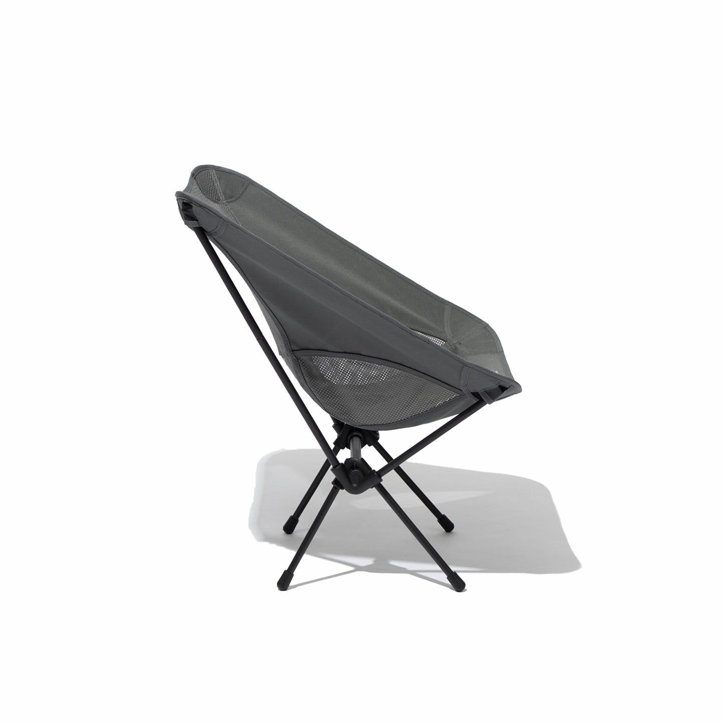 COMPACT FOLDING CHAIR