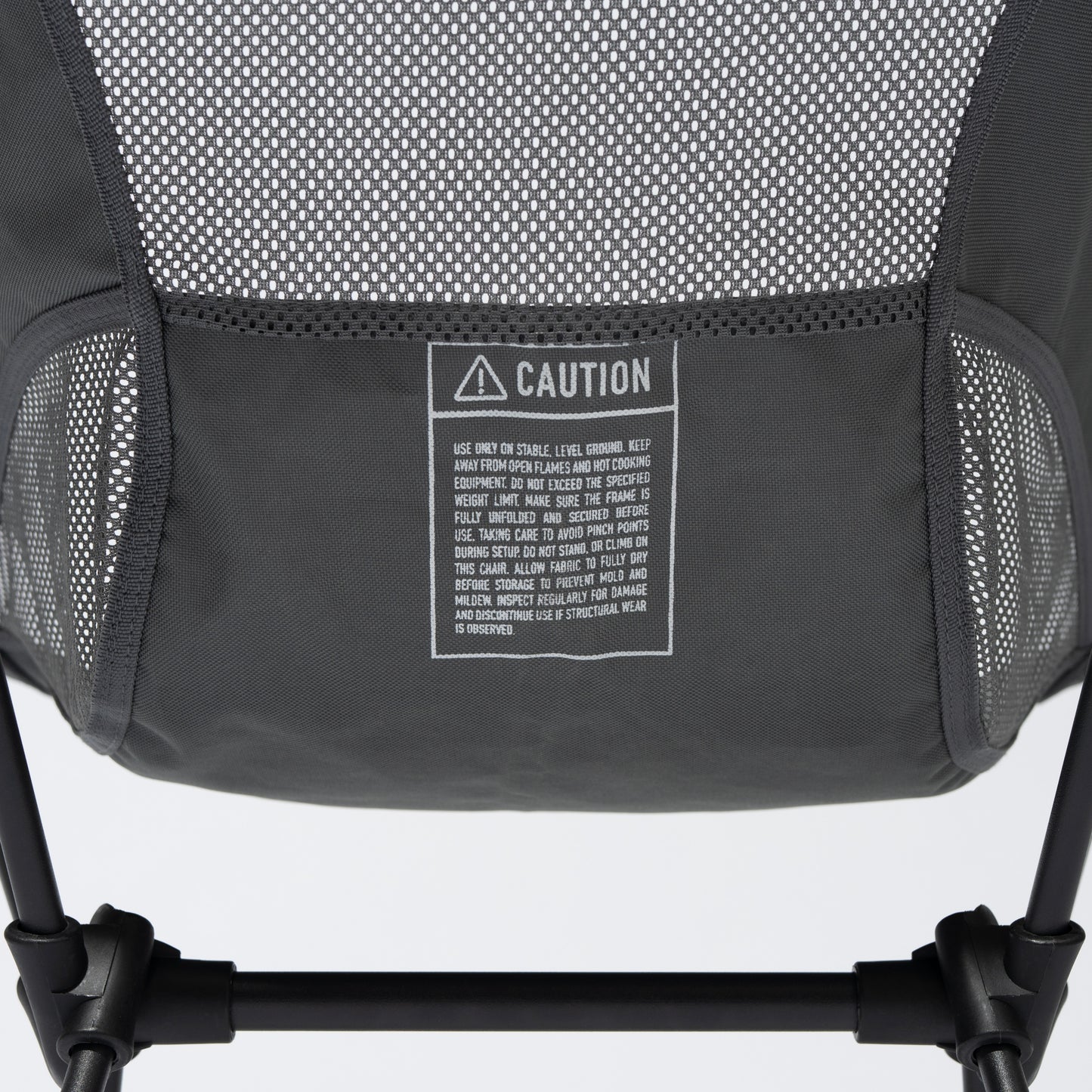 COMPACT FOLDING CHAIR