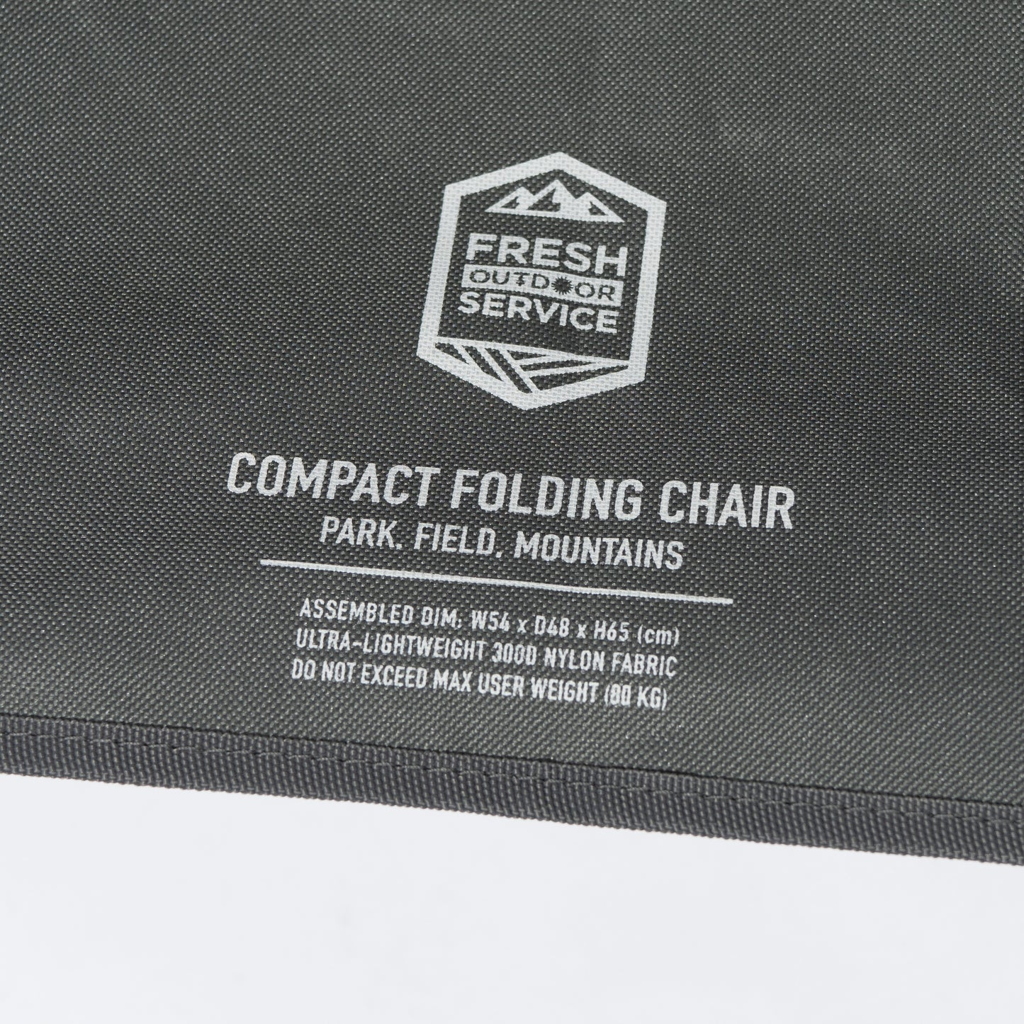 COMPACT FOLDING CHAIR