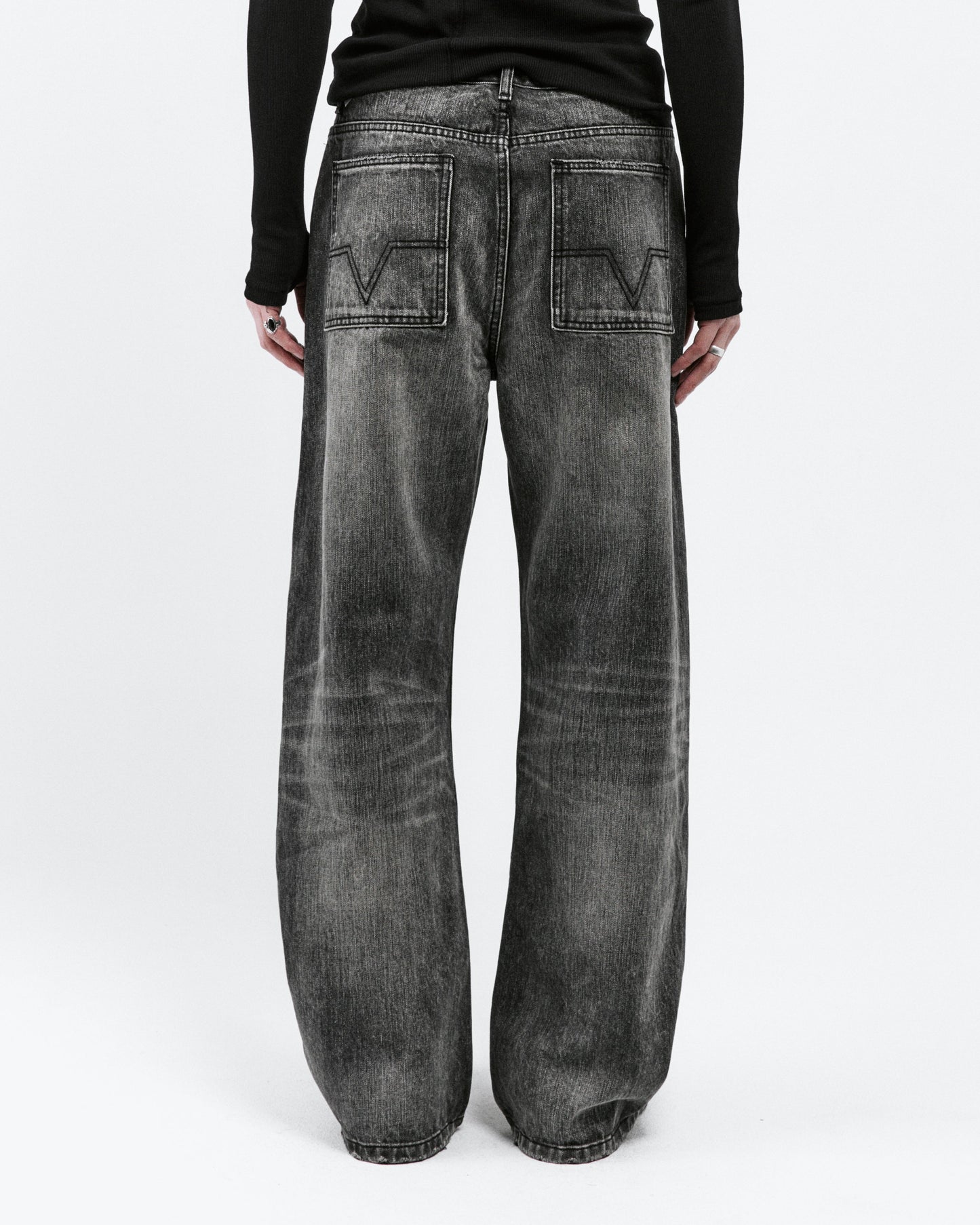 JAPANESE BAGGY DENIM