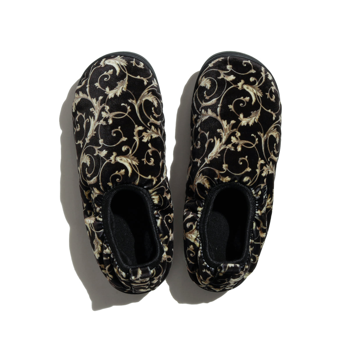 DOTS VAMP NOBLE DAMASK
