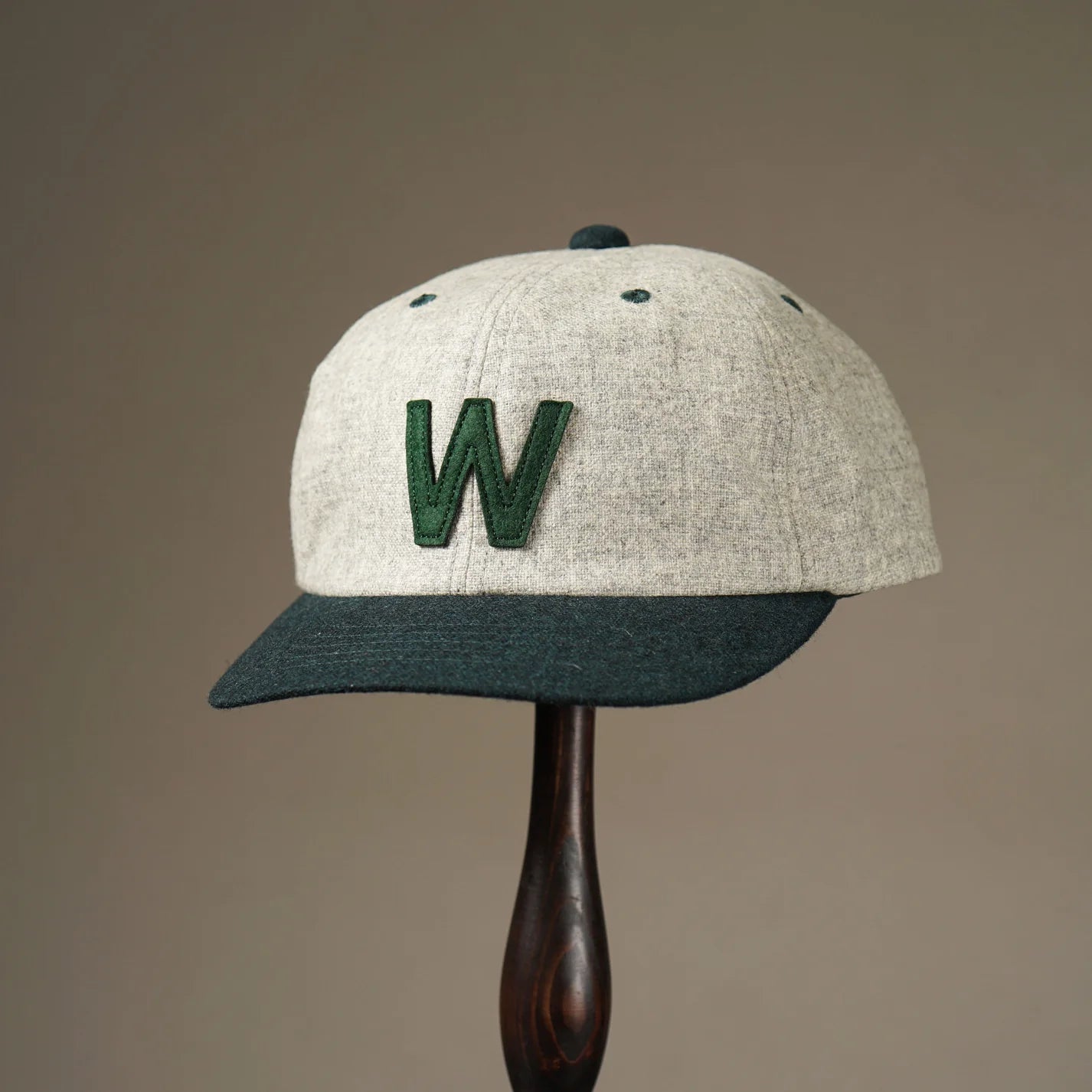 W - BASEBALL CAP