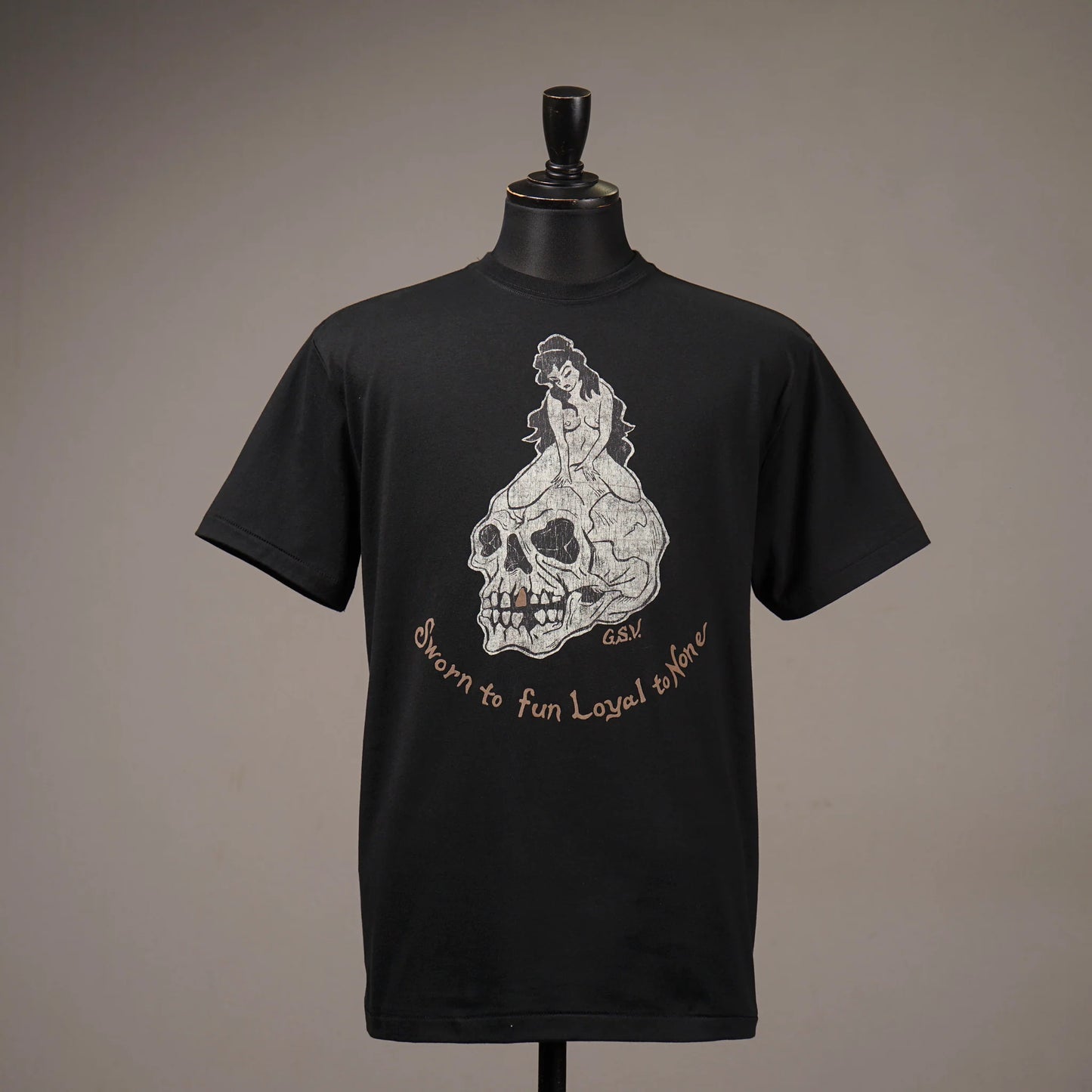 LOYAL TO NONE - S/S T-SHIRTS