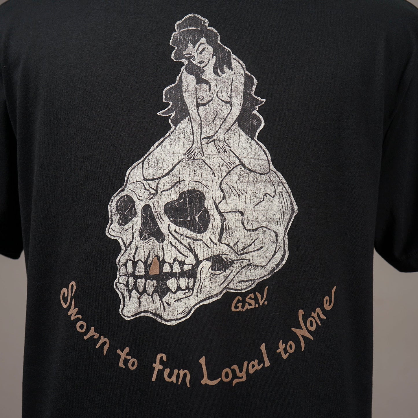 LOYAL TO NONE - S/S T-SHIRTS