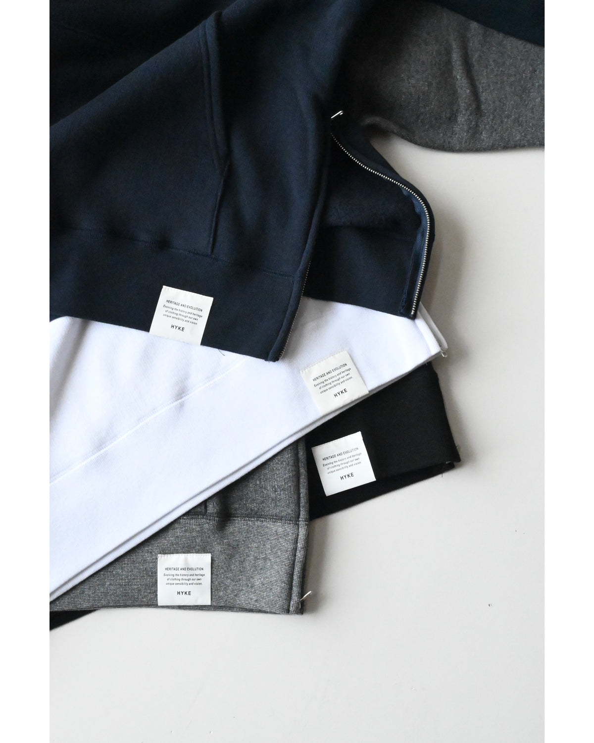 SWEAT HOODIE 12450
