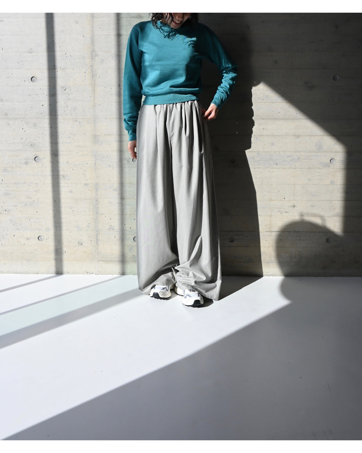 Fine Wool Saxony Easy Wide Pants