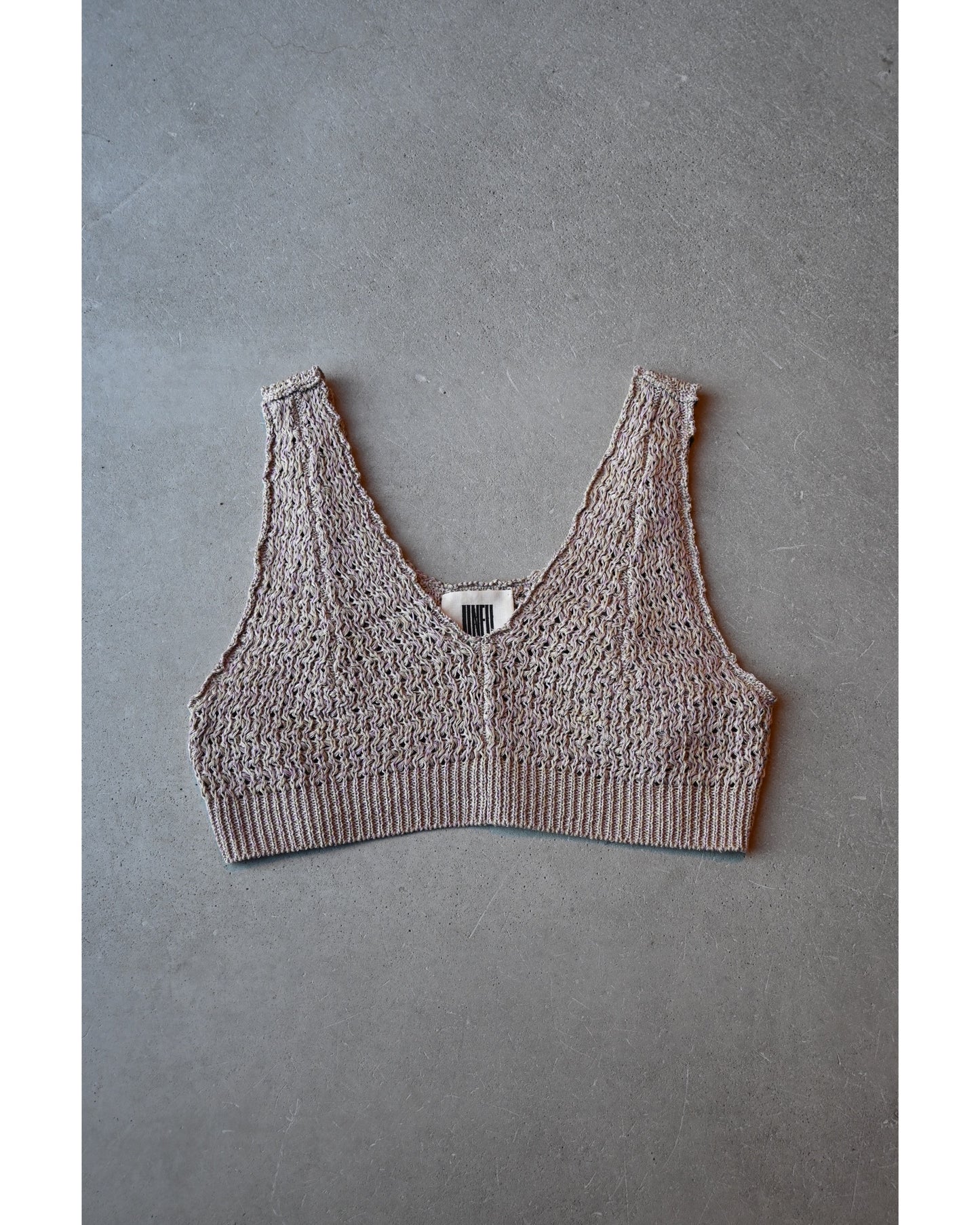 double honeycomb mesh-knit cropped vest