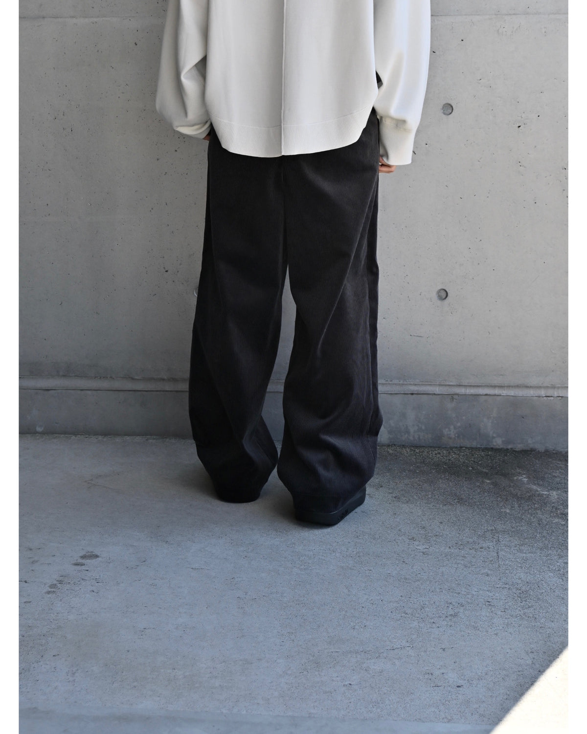 Suvin Corduroy Wide Straight Trousers