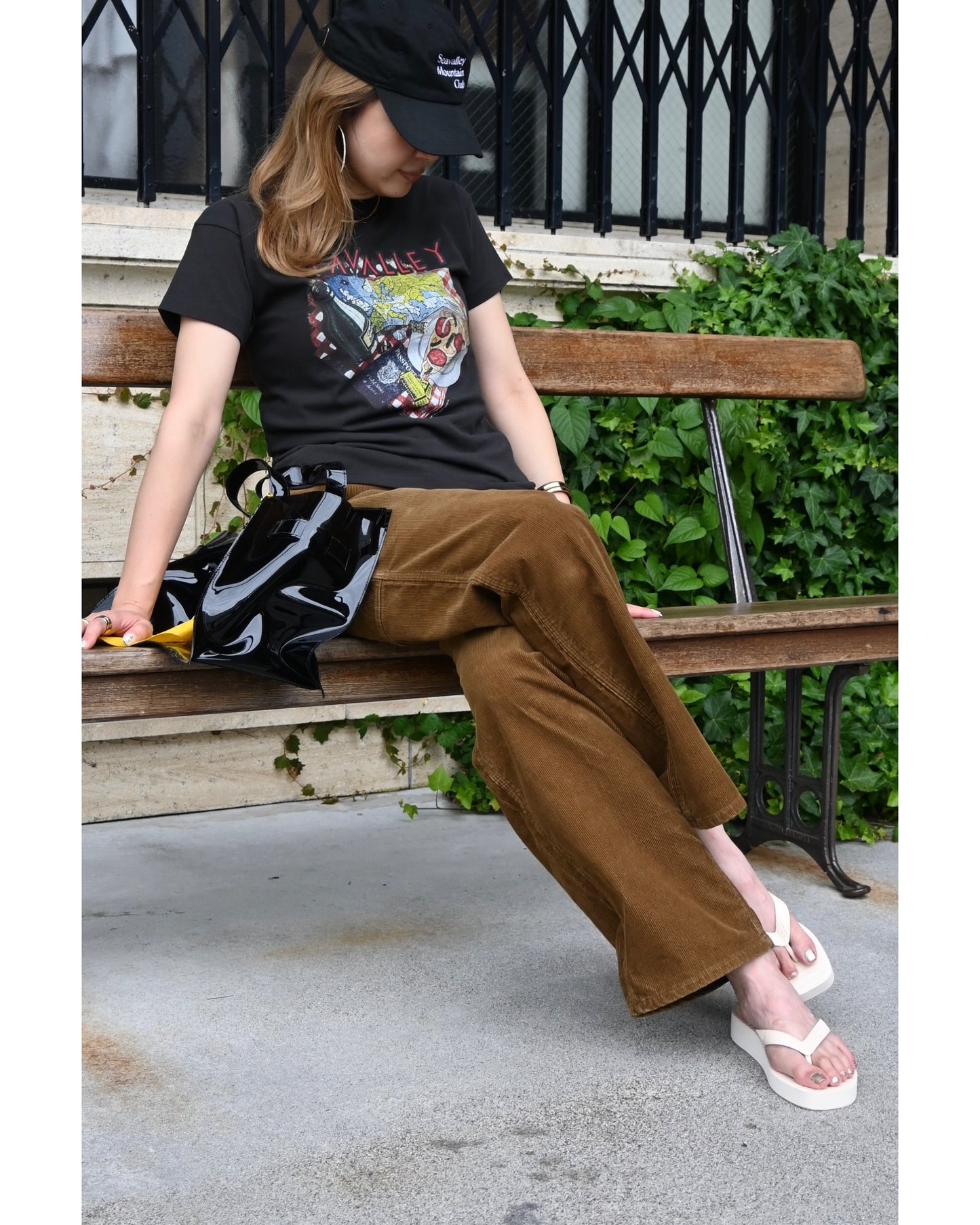 GRAPHIC TEE(SEAVALLEY PIZZA SHOP TEE)