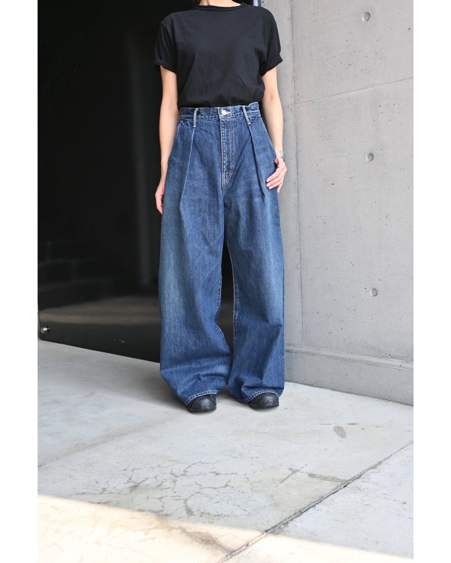 Selvage Denim Two Tuck Wide Pants