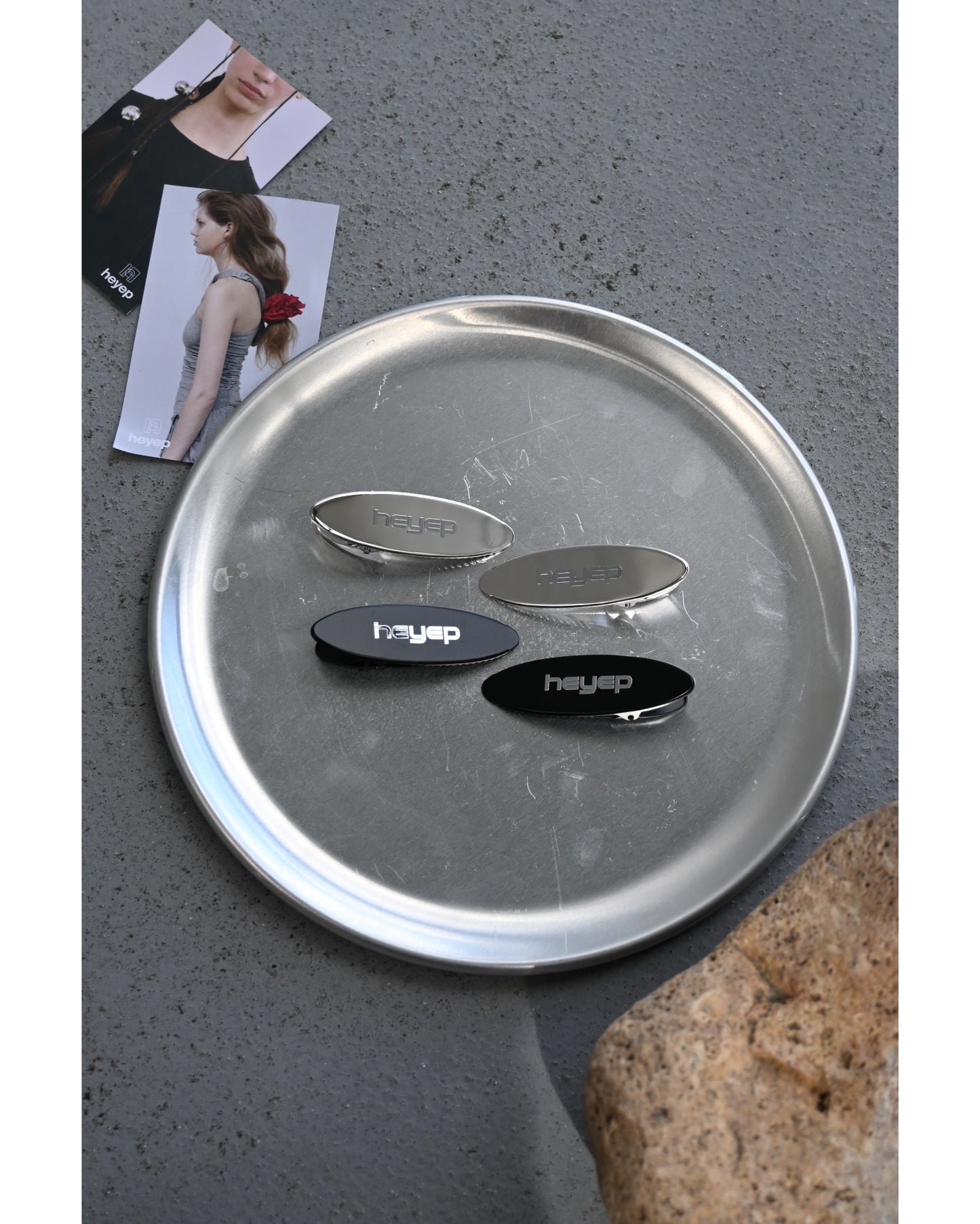 Oval Metal Flat Clips - 2 Piece Set