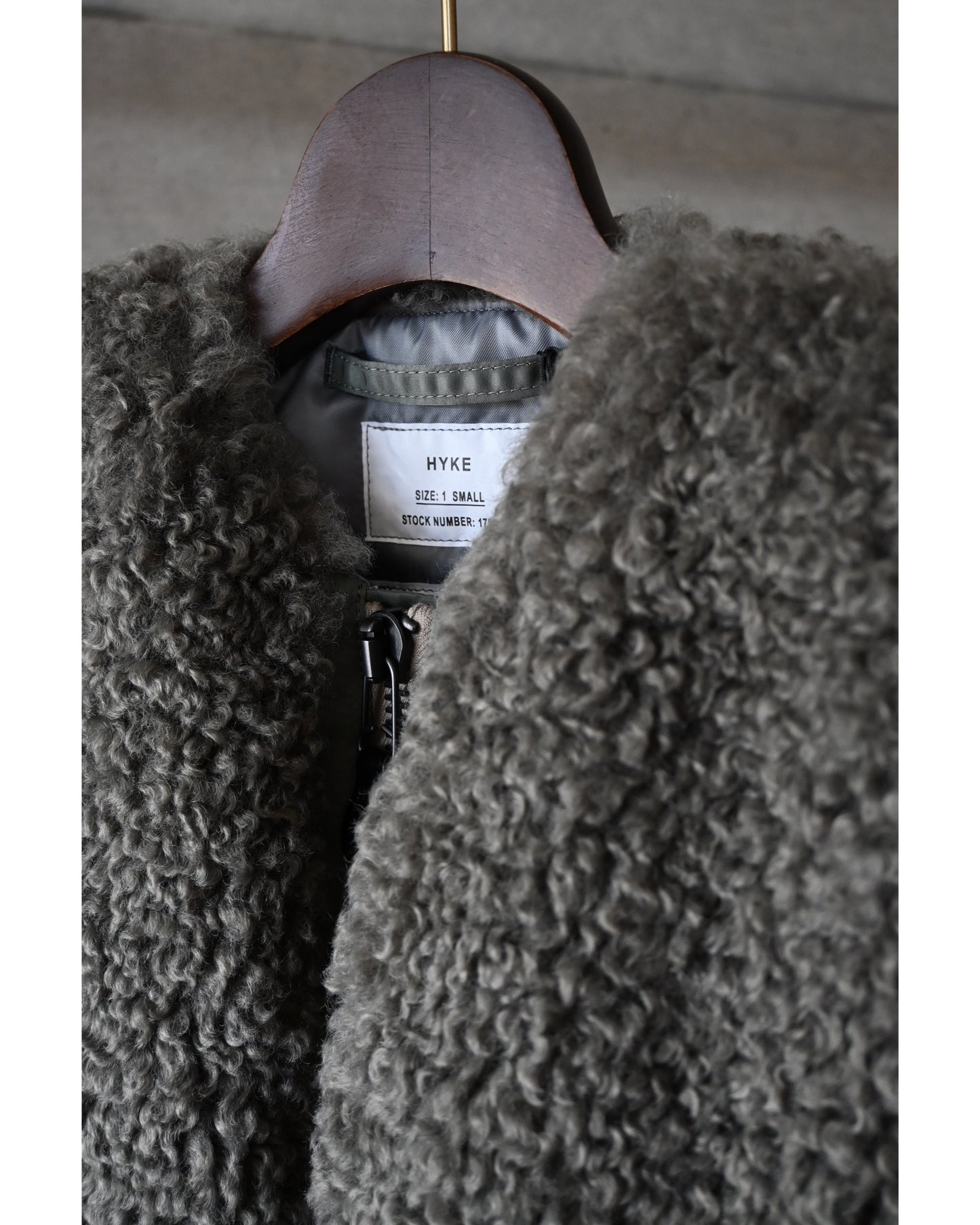 FAUX SHEARLING TYPE MA-1 JACKET 17533