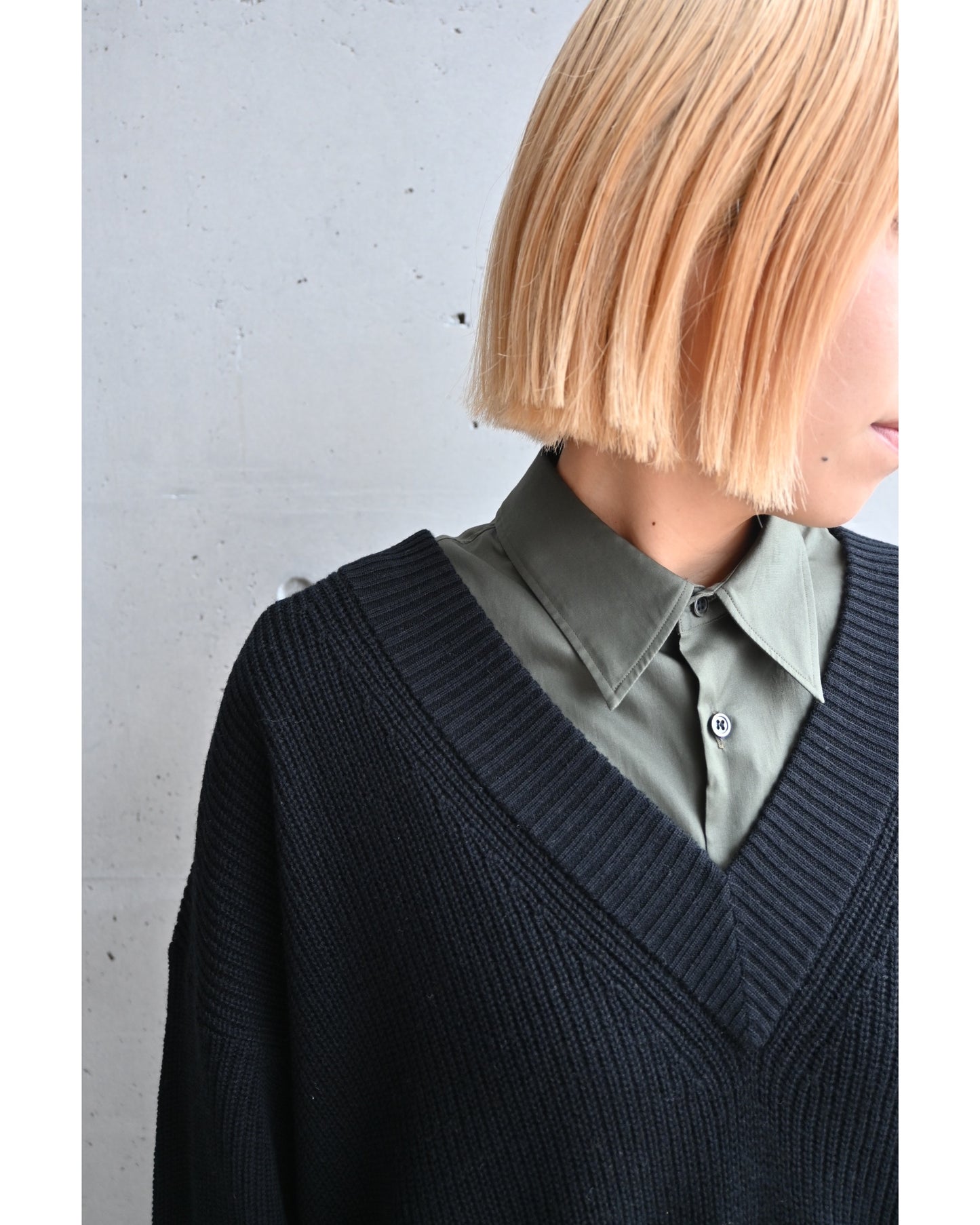 Mercerized Fine Wool Oversized V Neck Knit