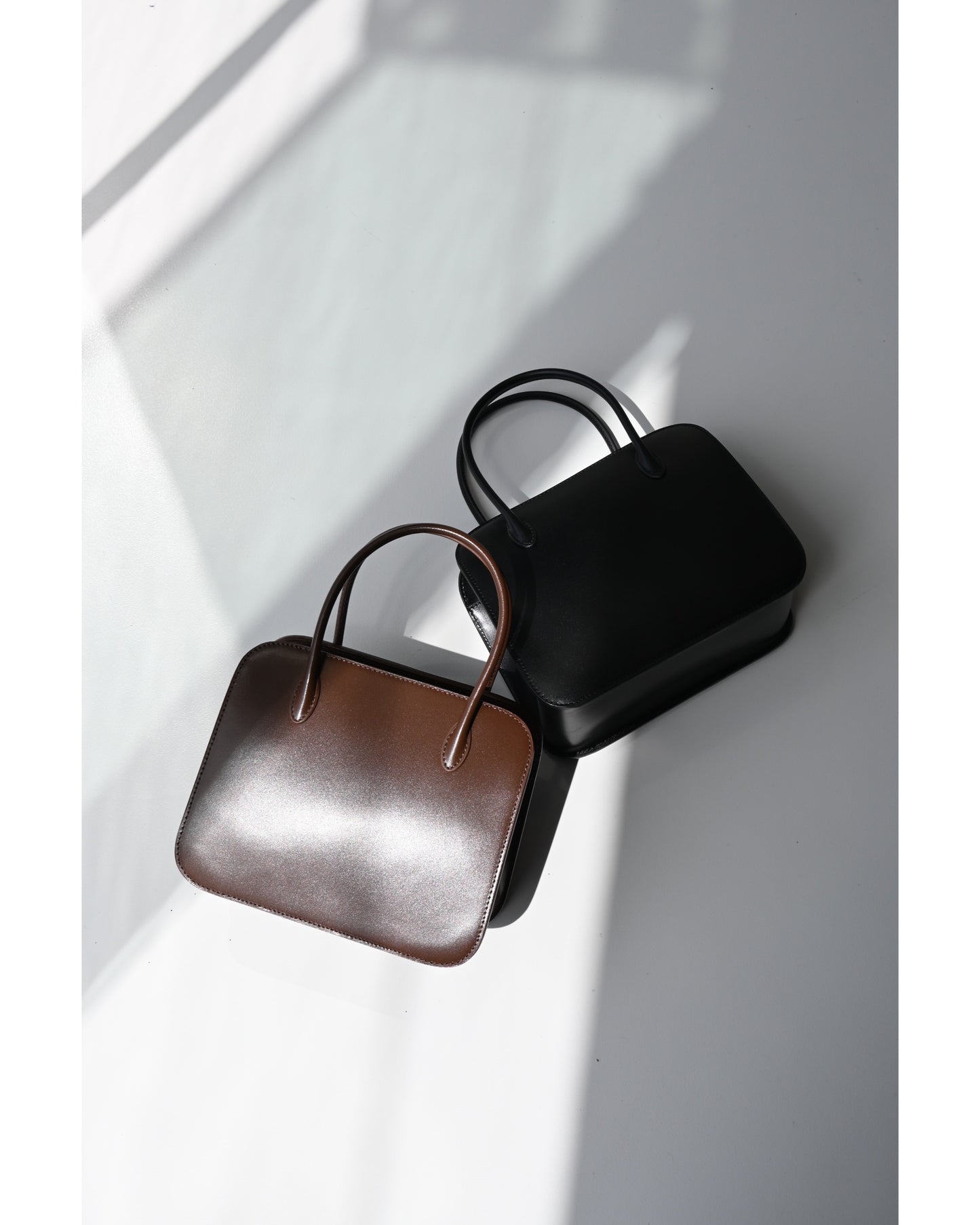 LEATHER TOTE BAG - S MADE BY AETA