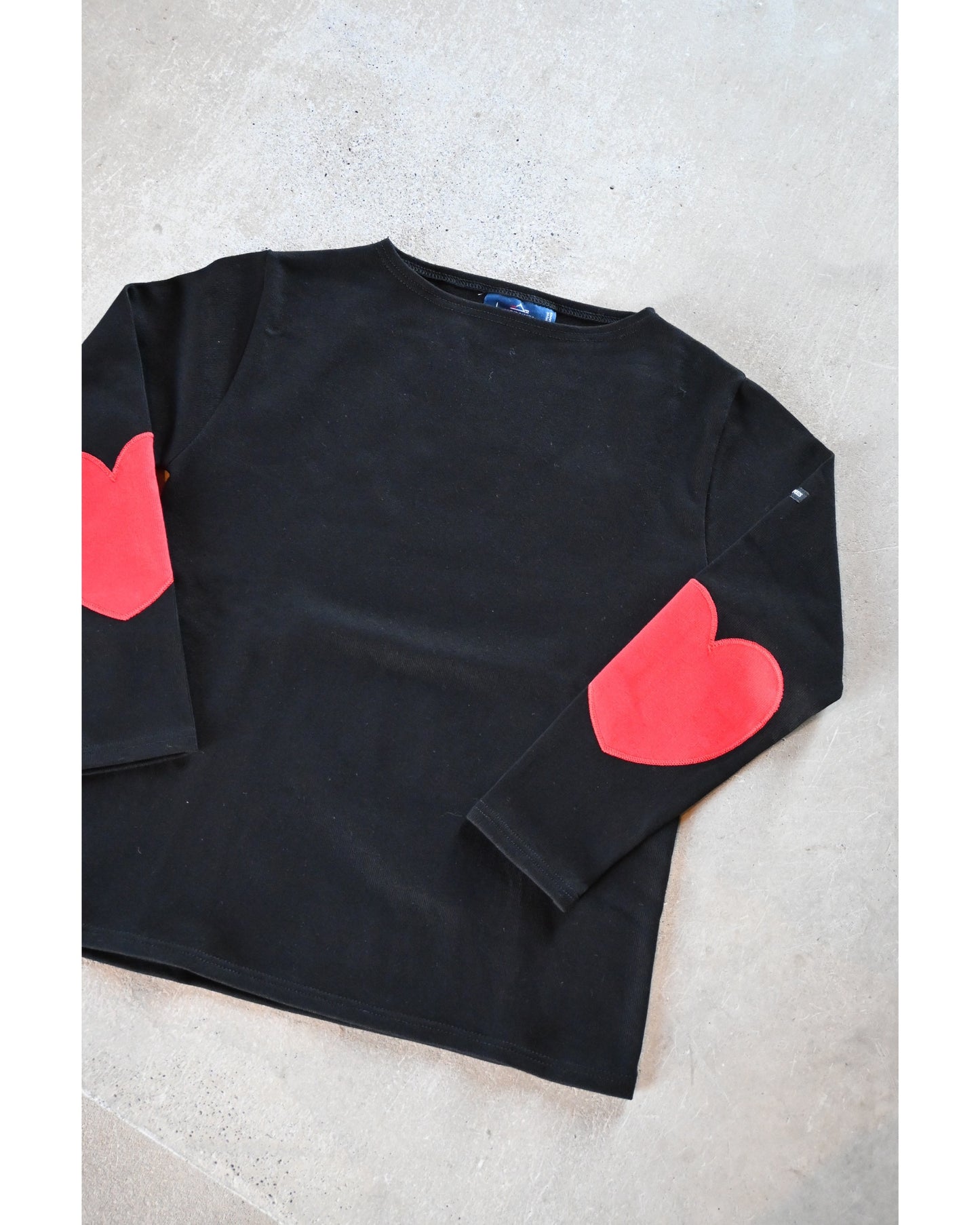 OUESSANT Heart elbow patch (NOIR/TULIP)