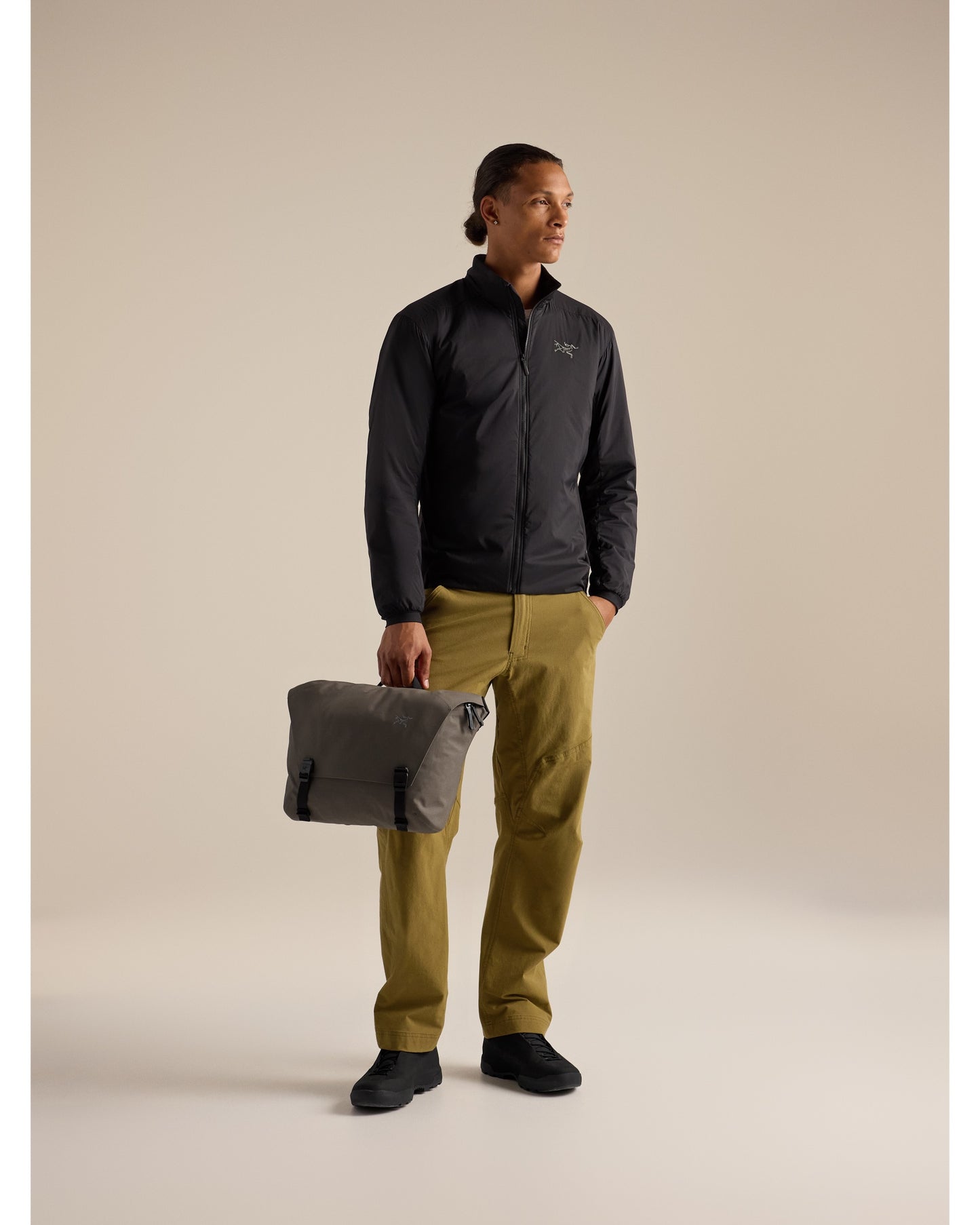 Granville 10 Courier Bag