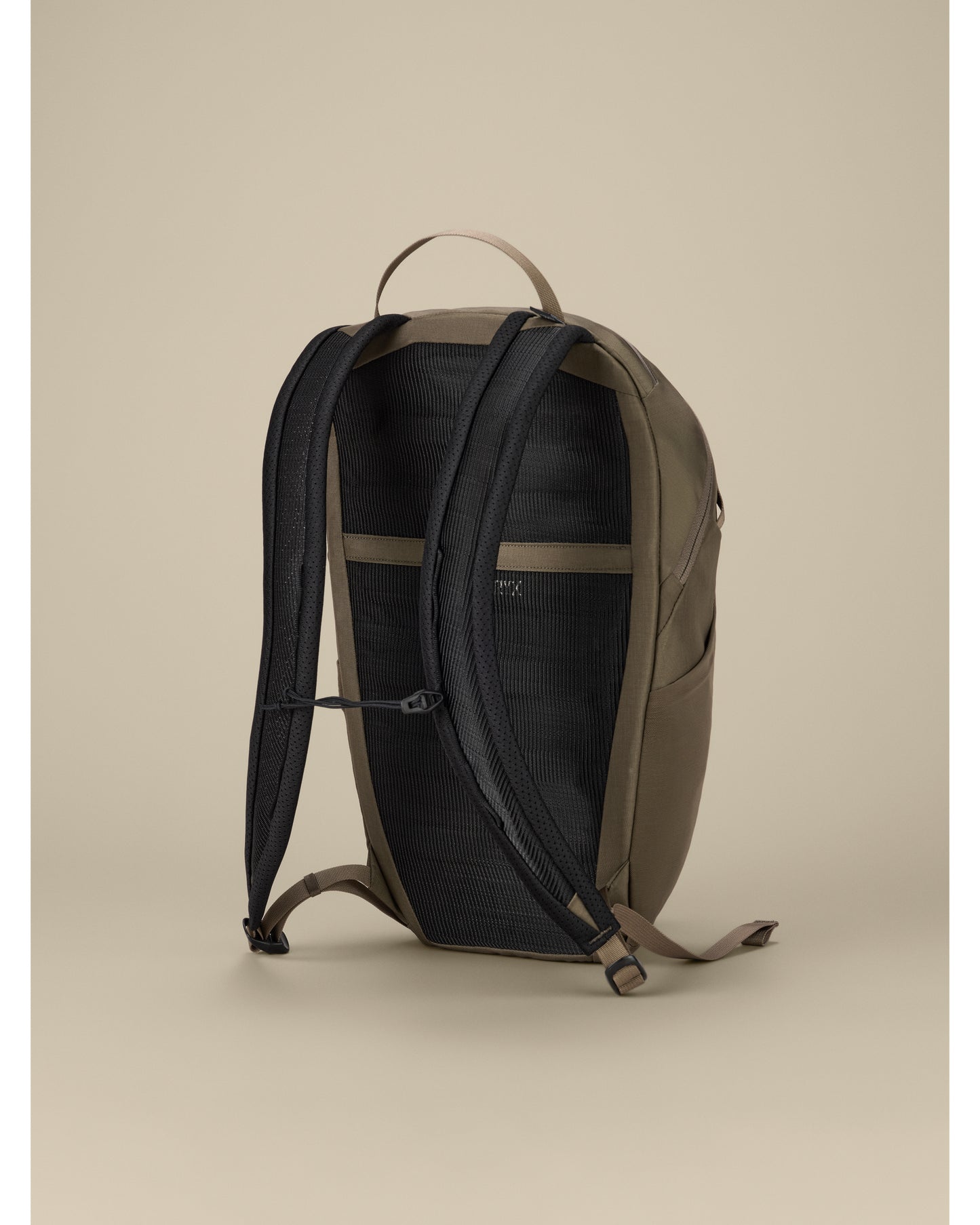Axios 10 Backpack