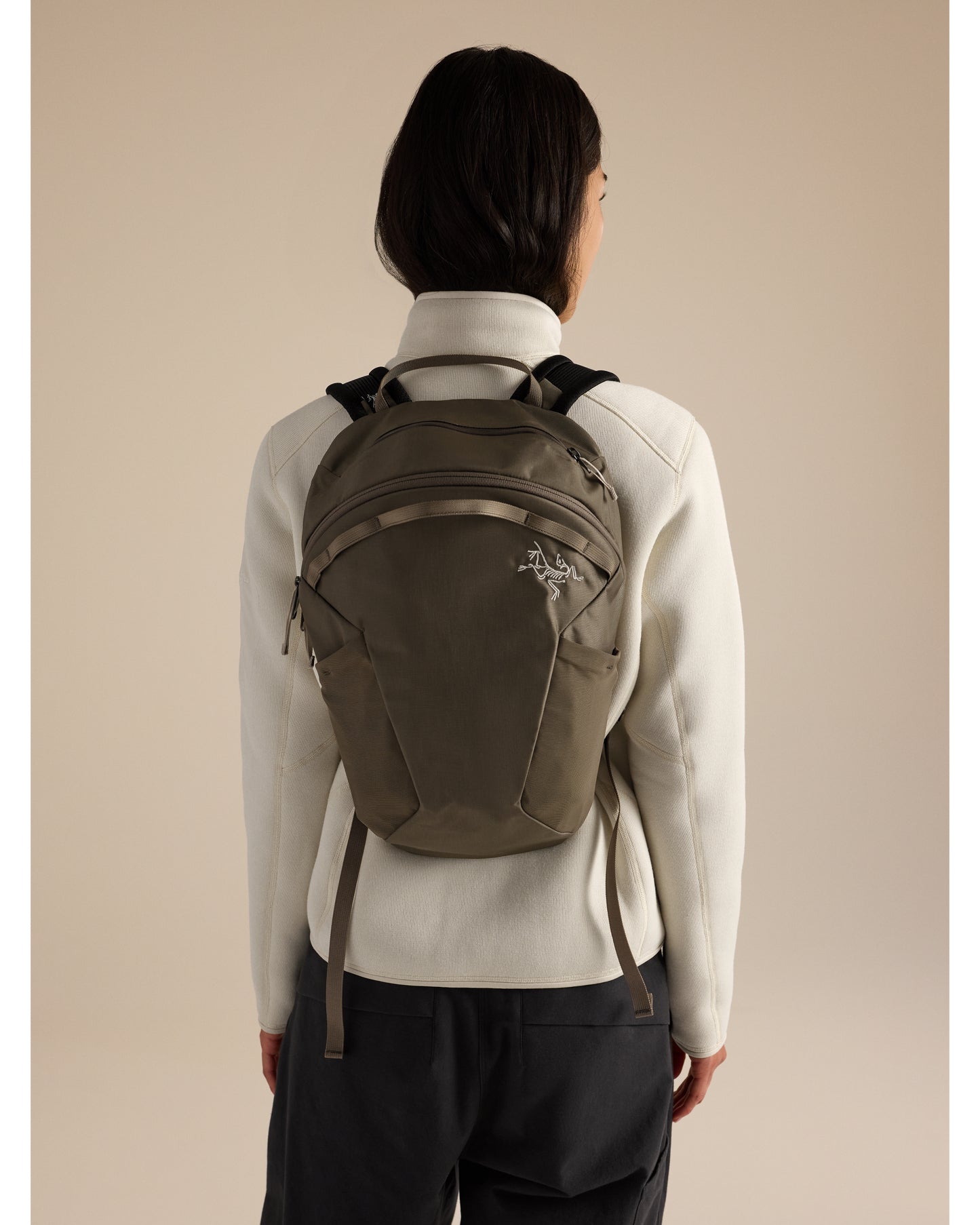 Axios 10 Backpack
