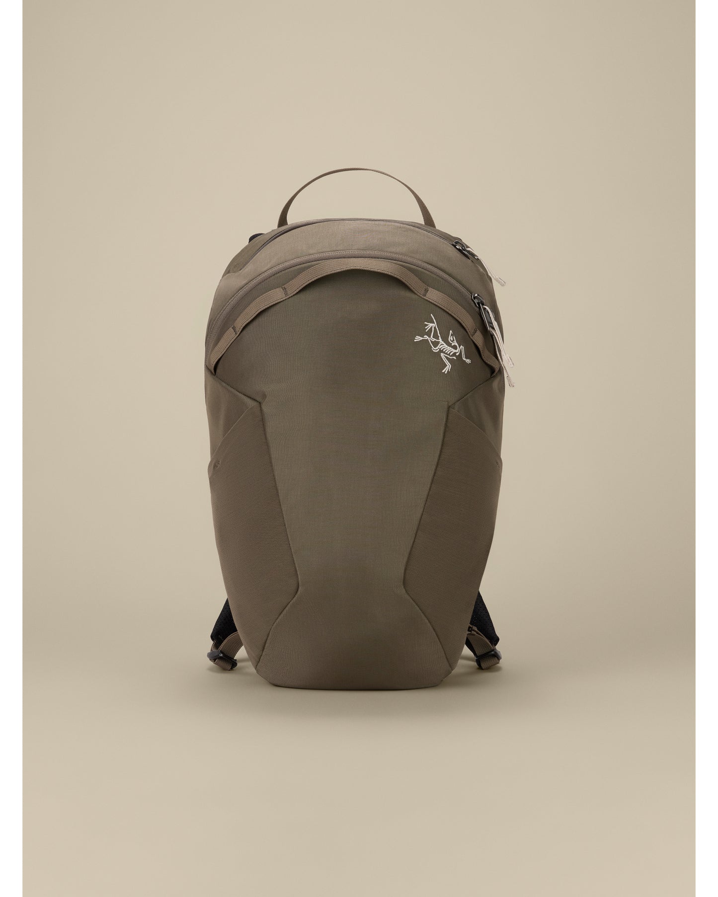 Axios 10 Backpack
