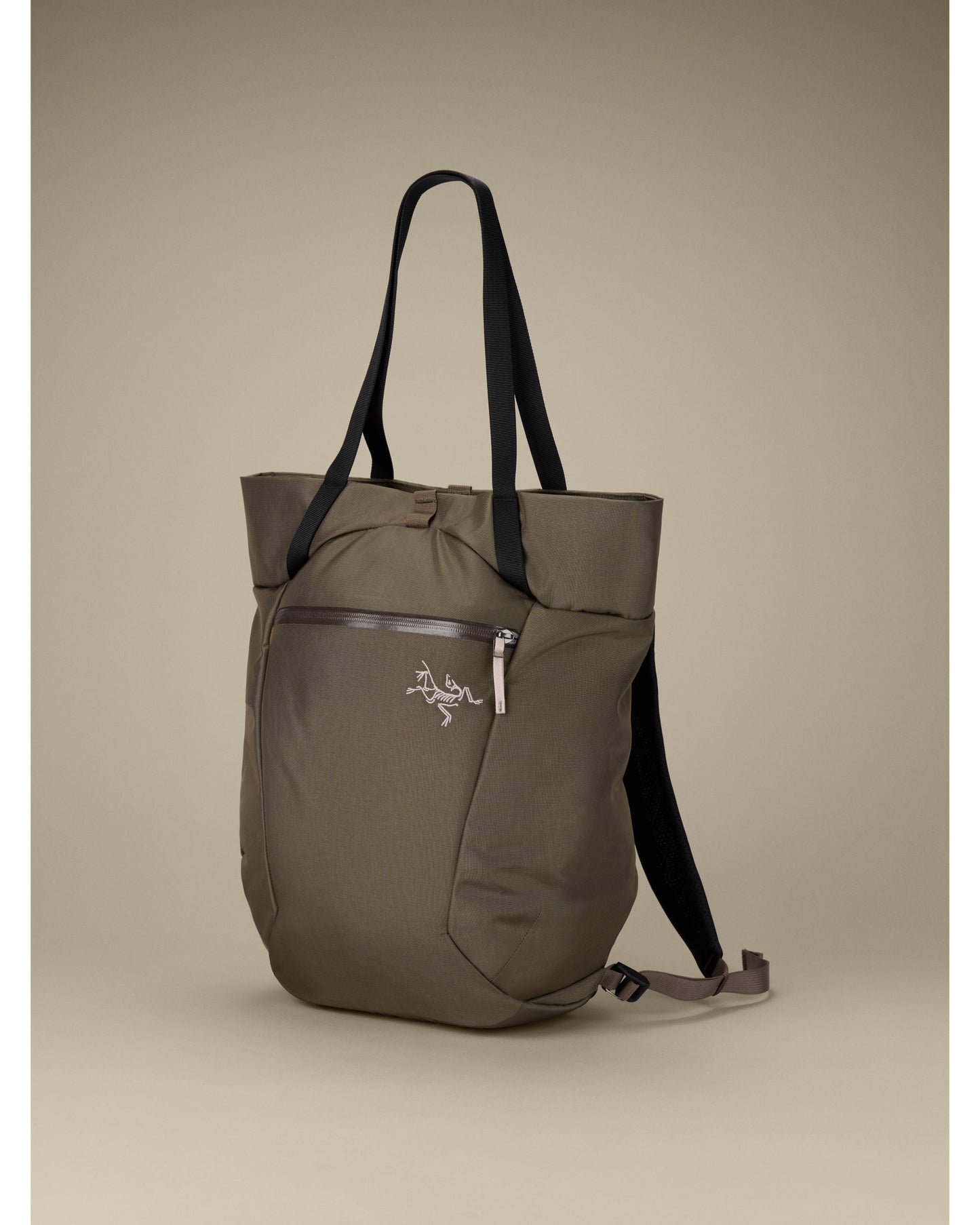 Axios 20 Tote